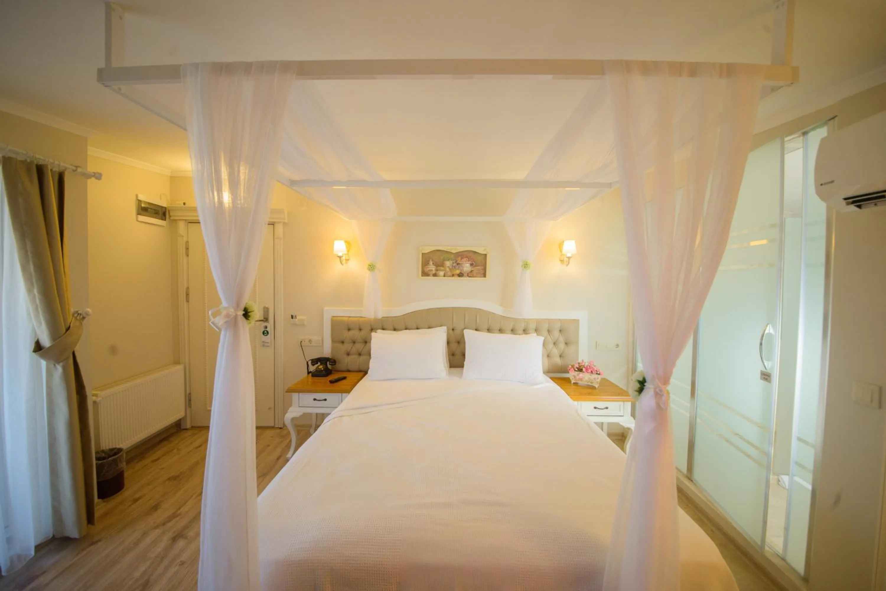 Bed in Biga Palas Hotel