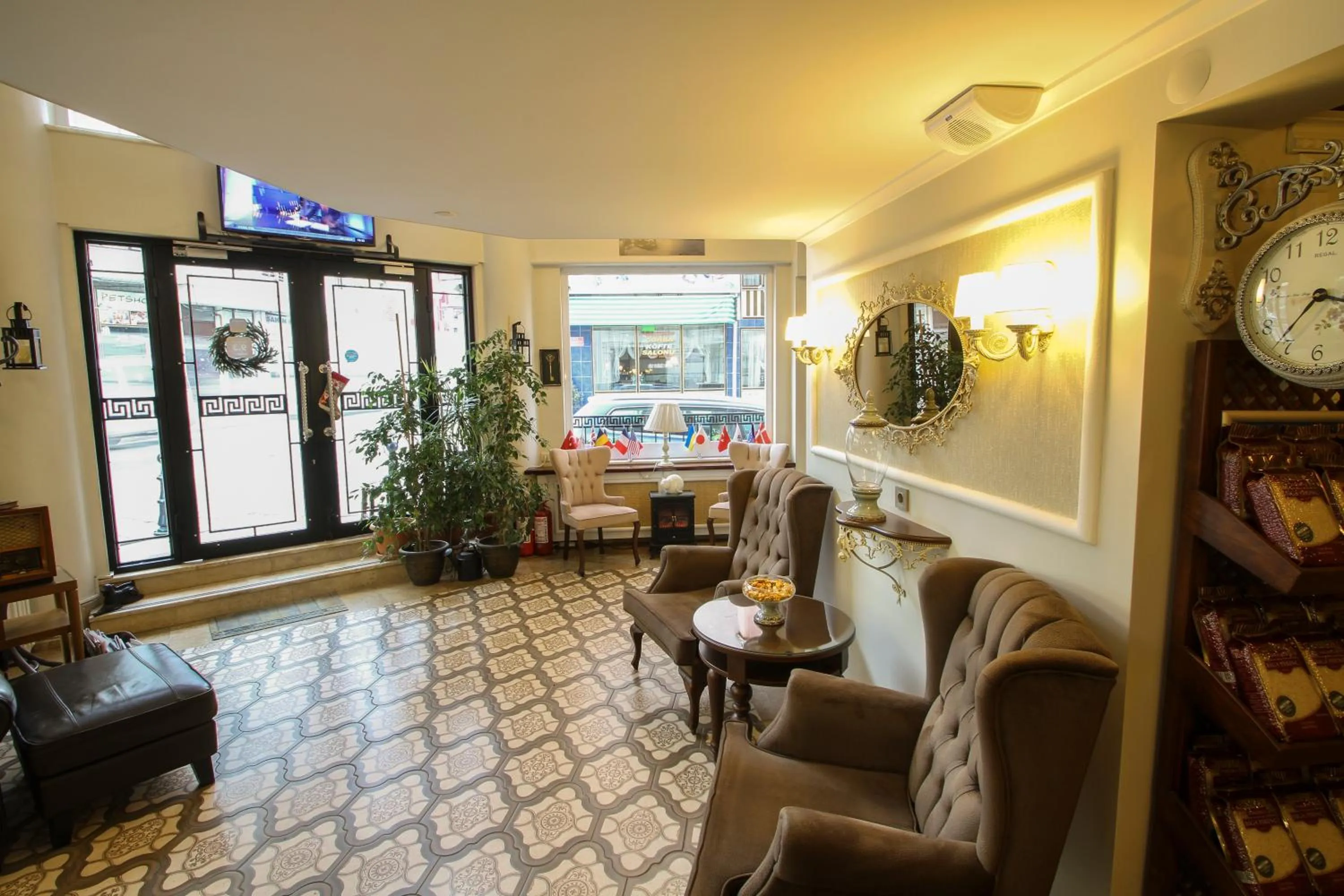 Decorative detail in Biga Palas Hotel