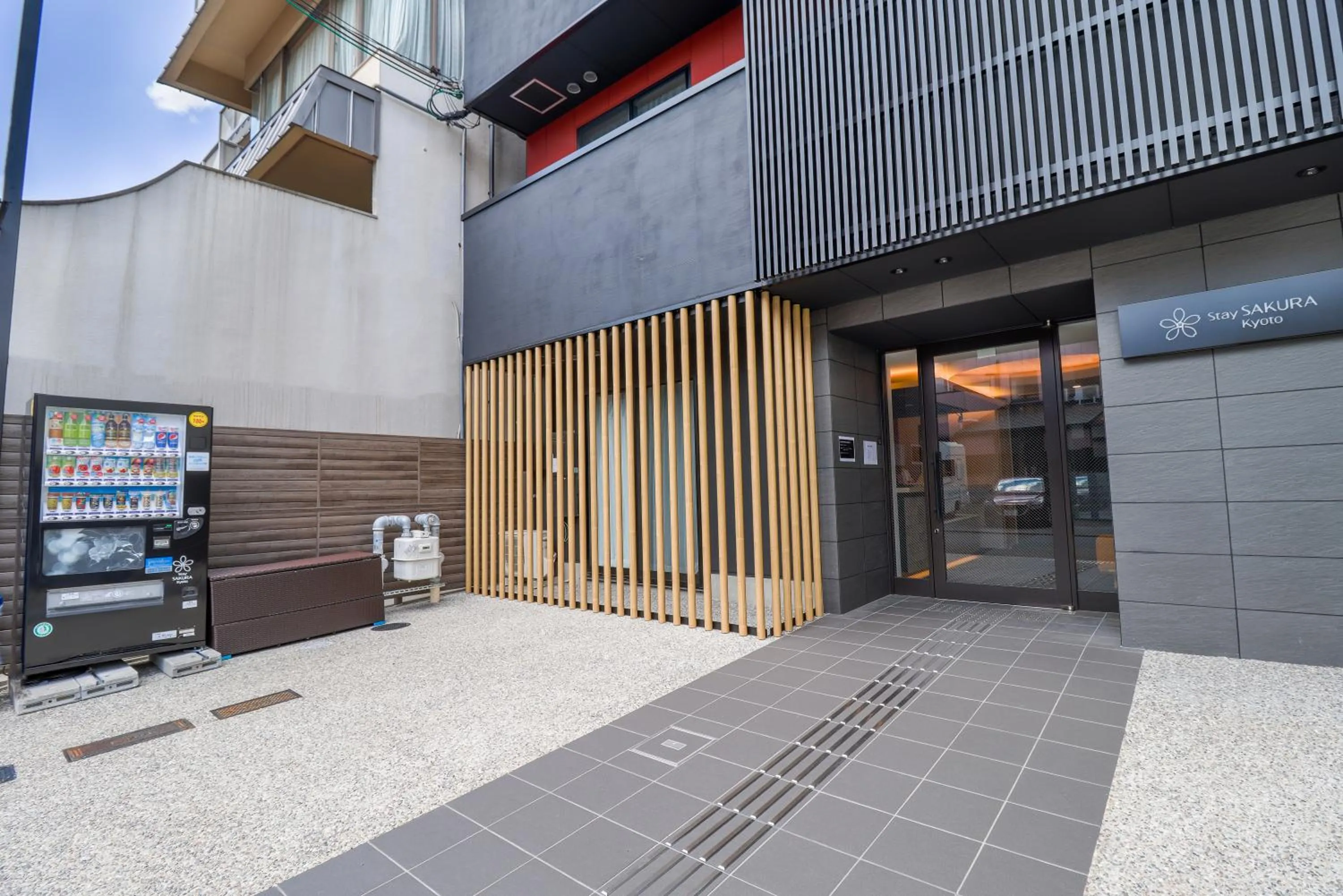 Facade/entrance in Stay SAKURA Kyoto TSUBAKI