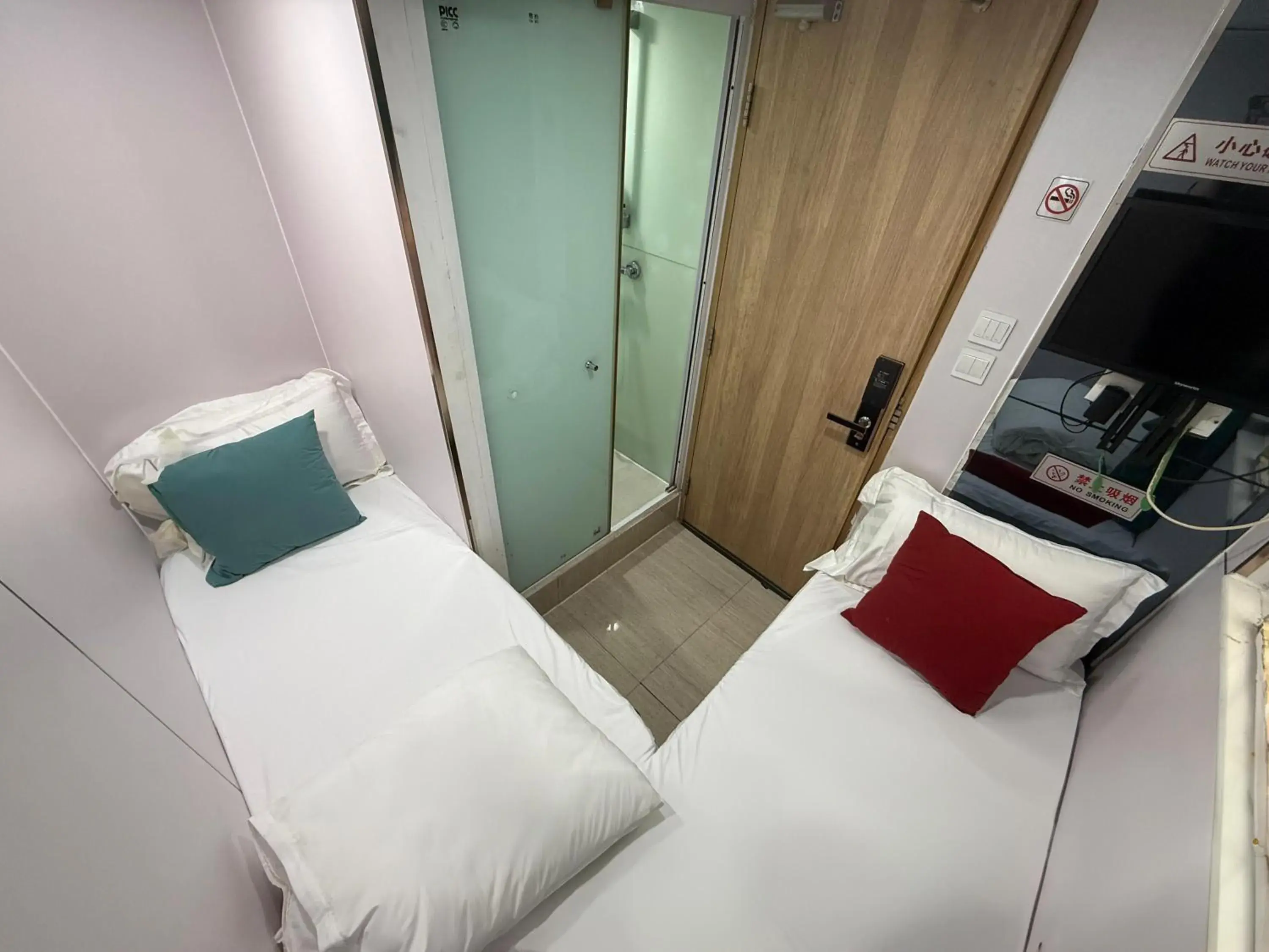 Standard Double or Twin Room in Apple Hostel 蘋果賓館 Standard Double or Twin Room in Apple Hostel 蘋果賓館