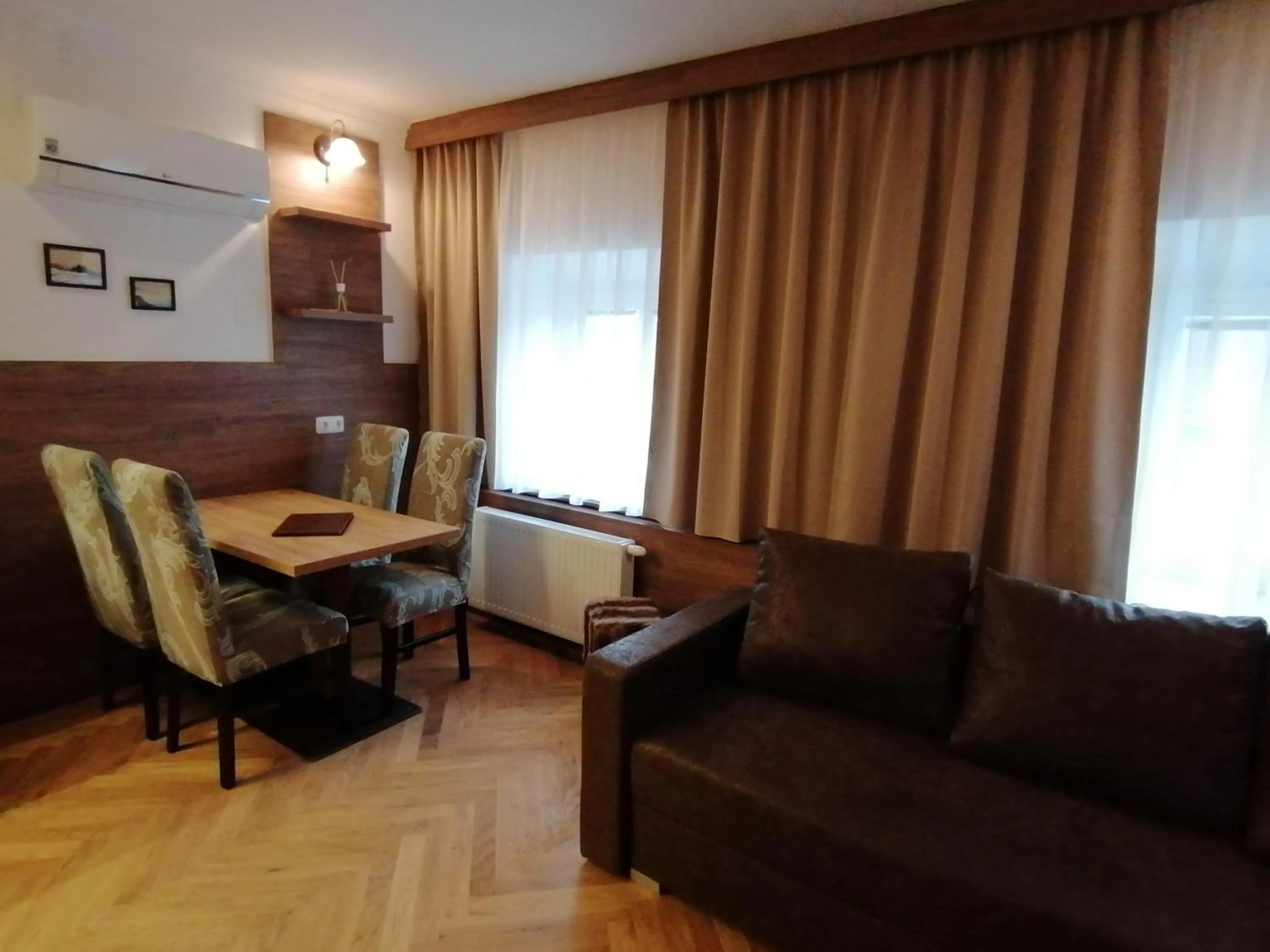 Living room in GOLDEN STAR - Premium Apartments