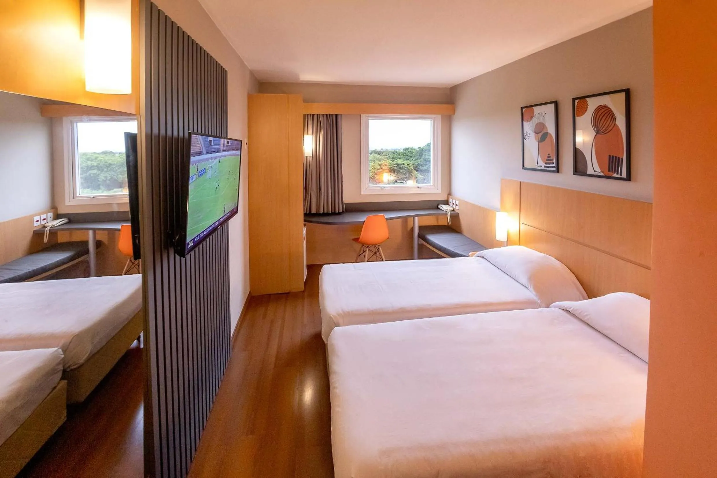 View (from property/room), Bed in HUS HOTEL Dourados