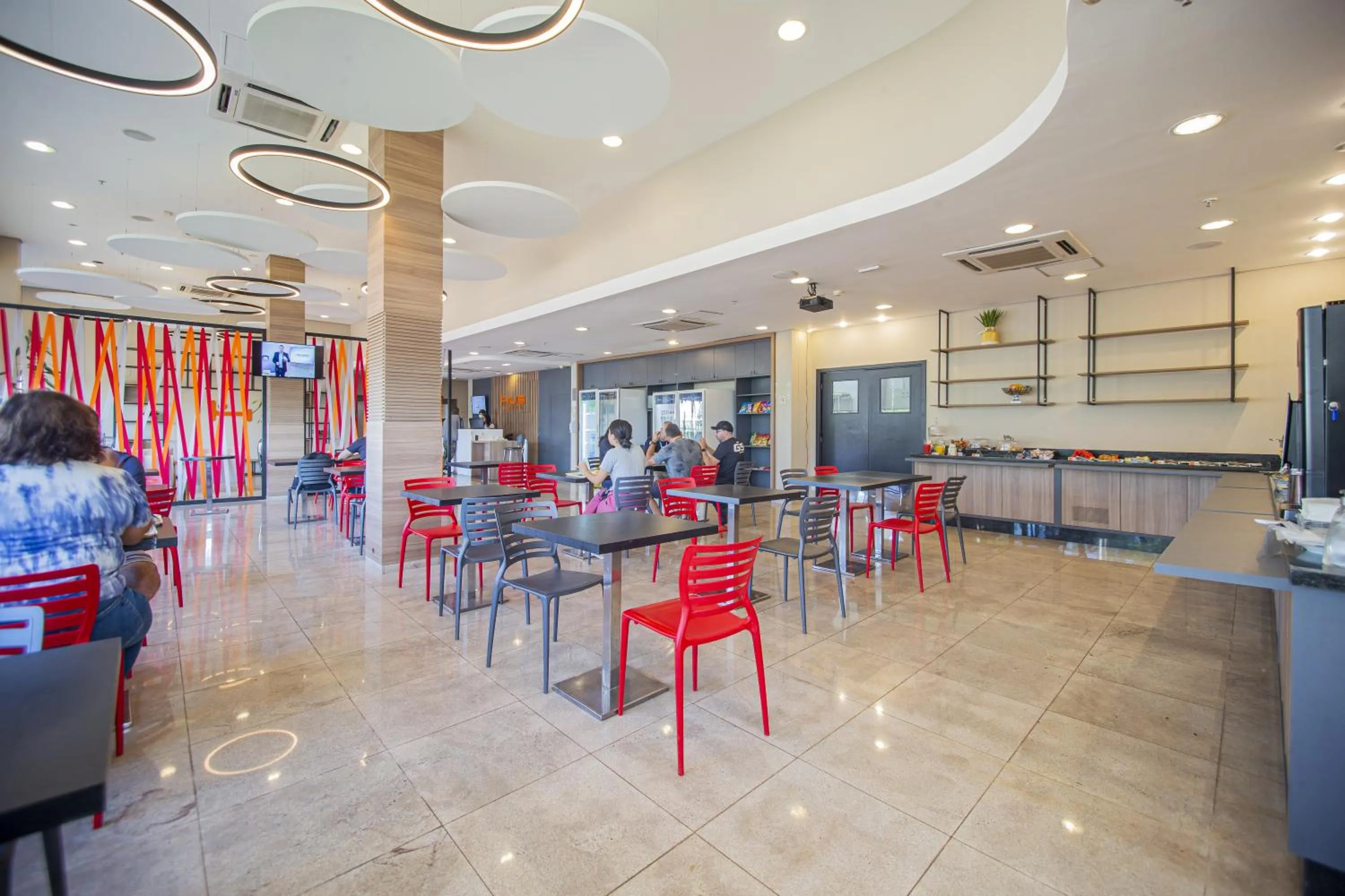 Restaurant/places to eat in HUS HOTEL Dourados