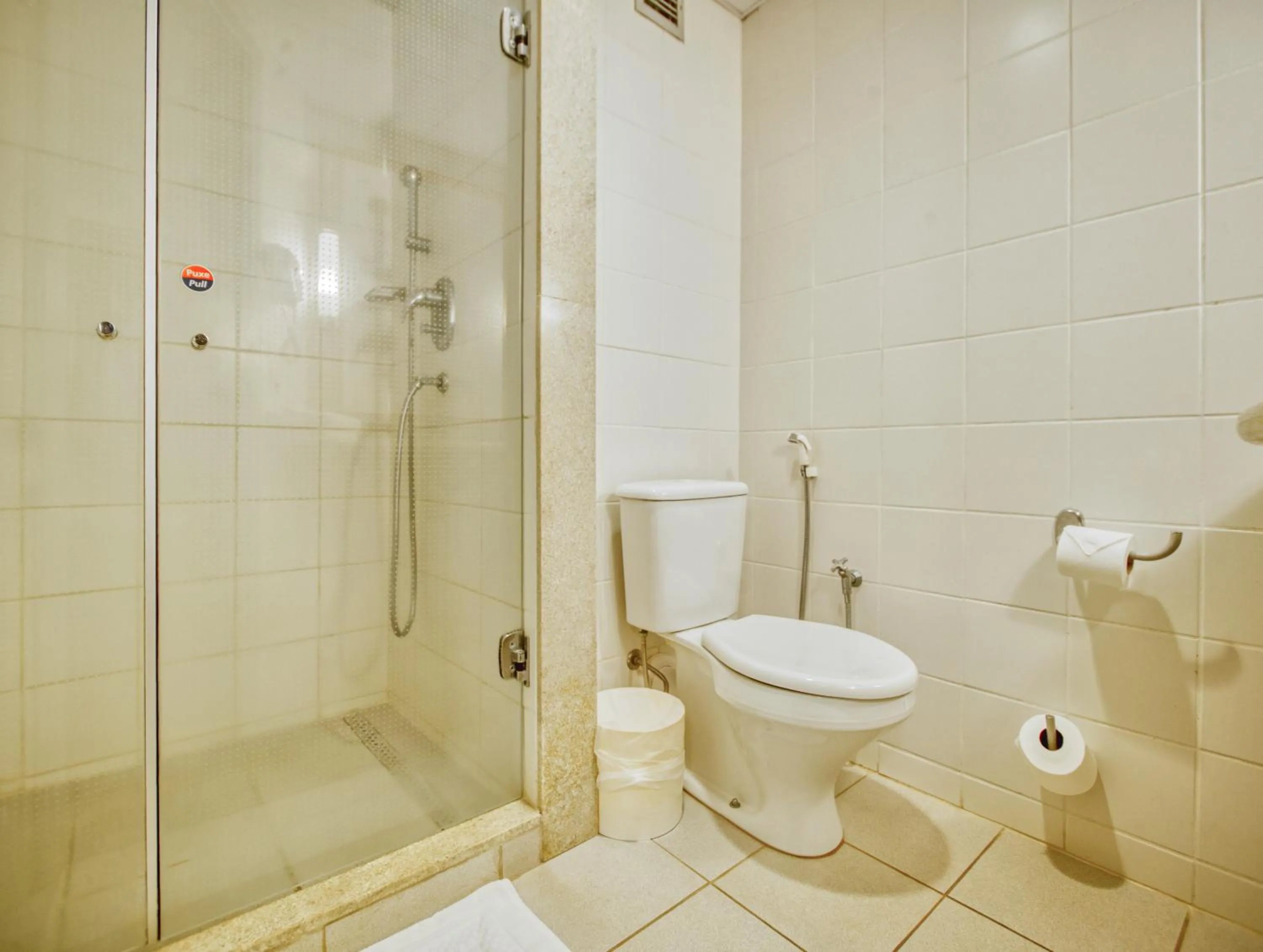 Bathroom in HUS HOTEL Dourados