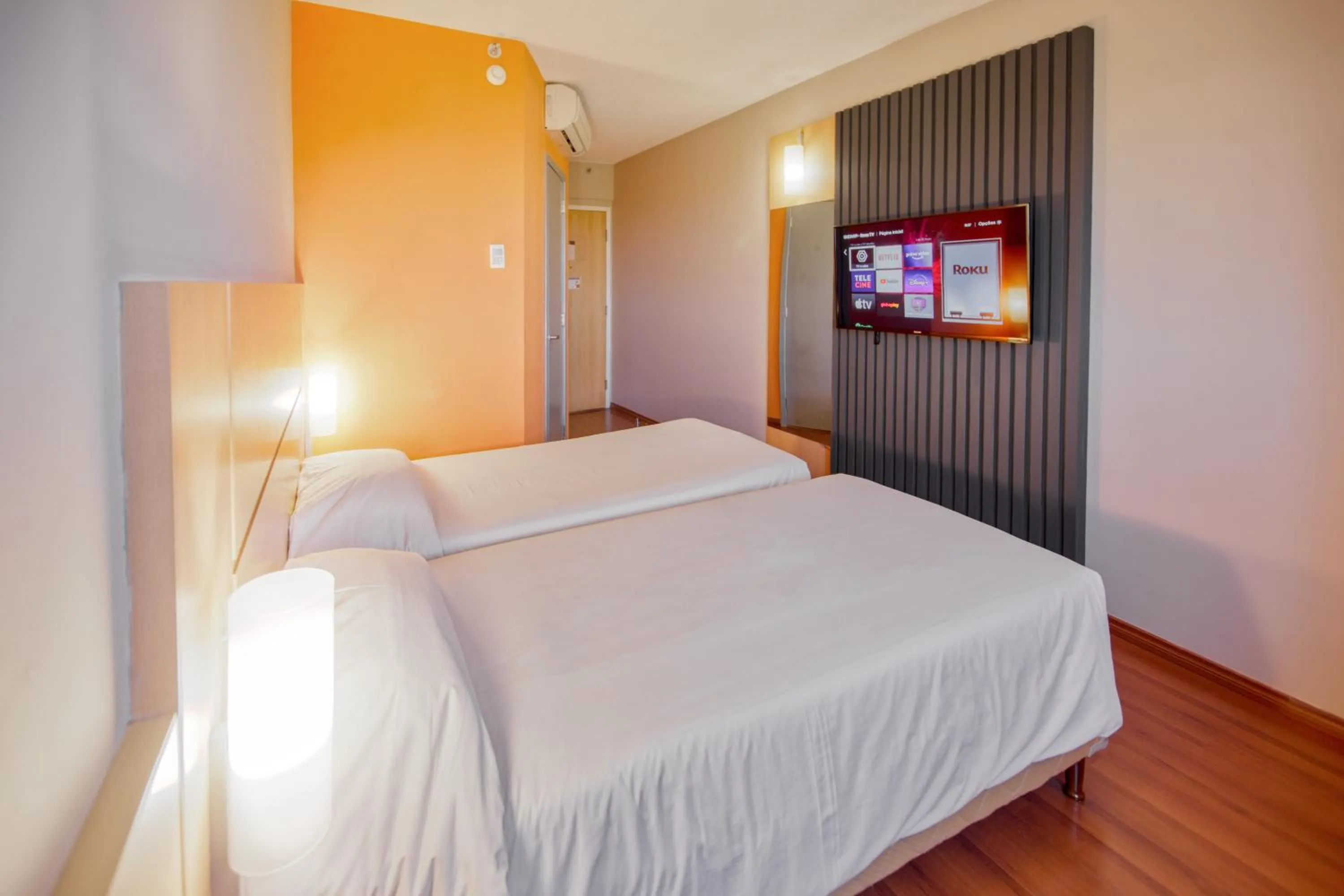 Bed in HUS HOTEL Dourados