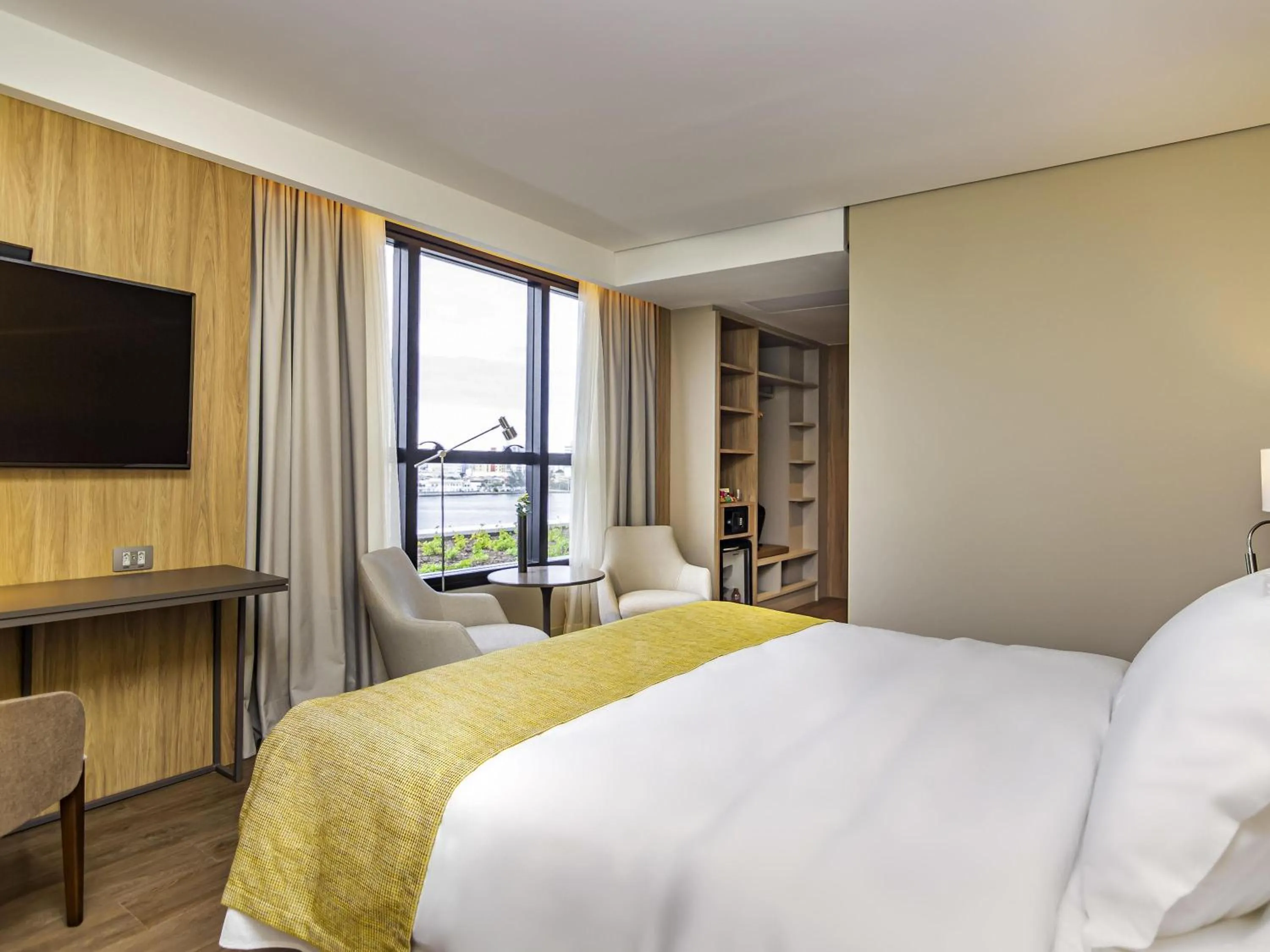 Bedroom, Bed in Mercure Itajai Navegantes