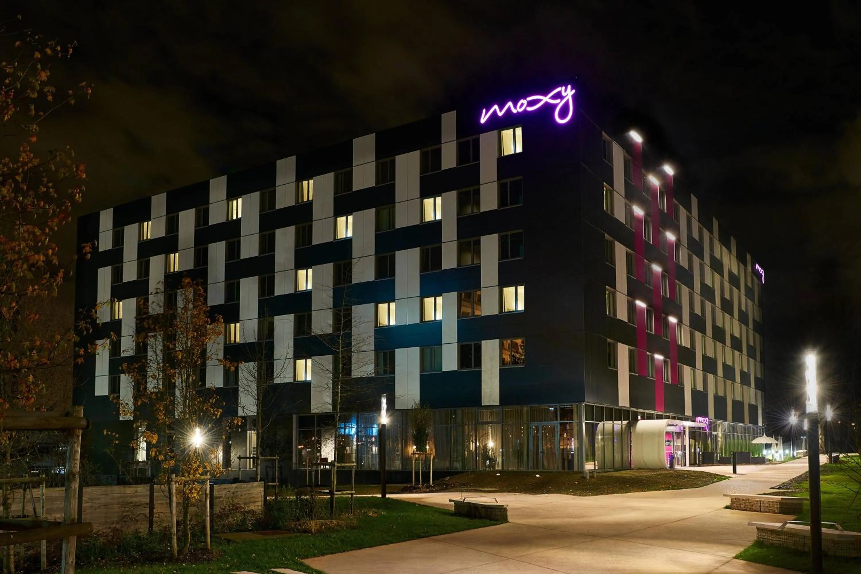 Property building in Moxy Paris Charles de Gaulle Airport