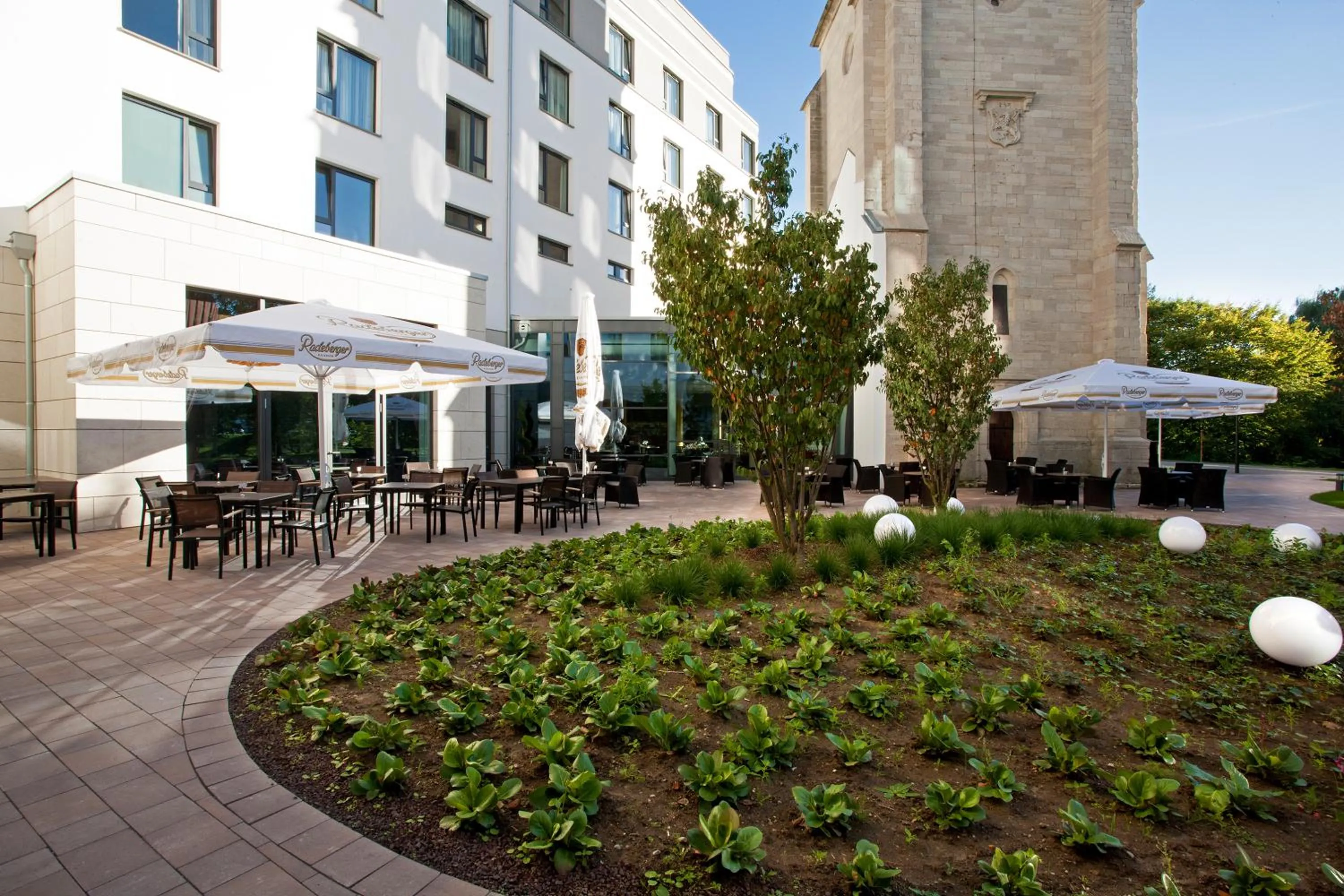 Patio in Steigenberger Parkhotel Braunschweig