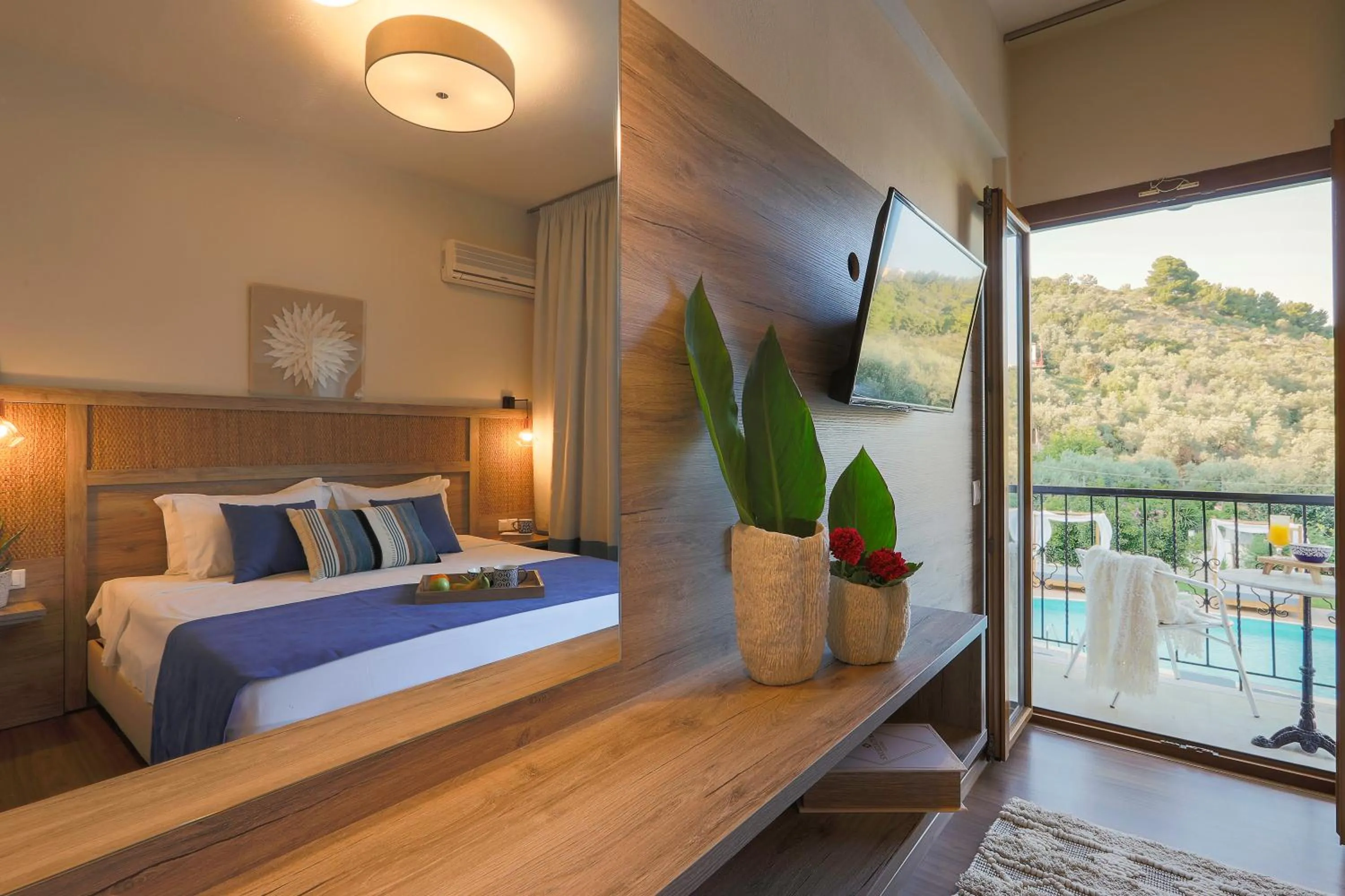 Bedroom, Bed in Skiathos Avaton Hotel, Philian Hotels & Resorts