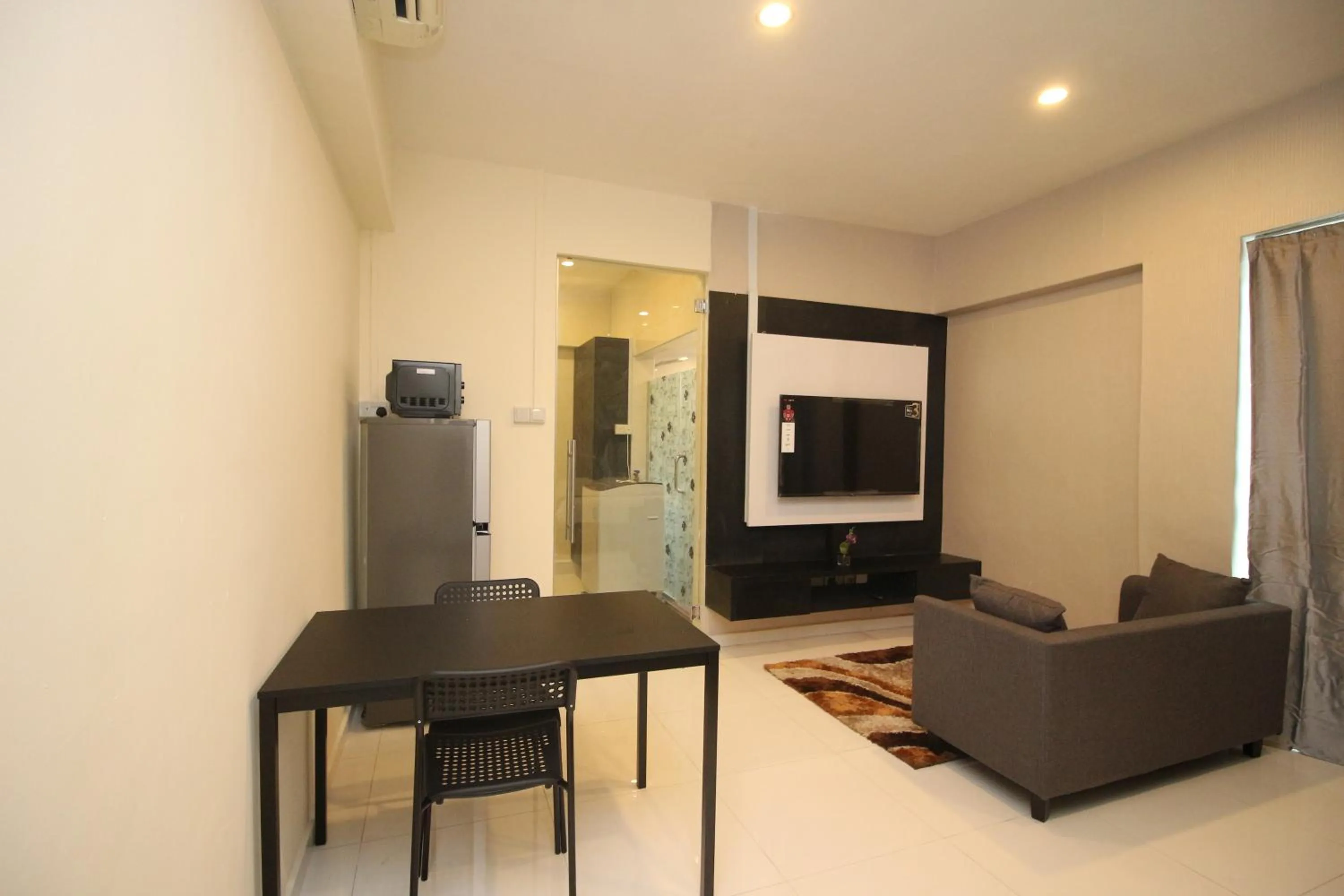 Seating area in JJH Serviced Apartments near Serangoon MRT
