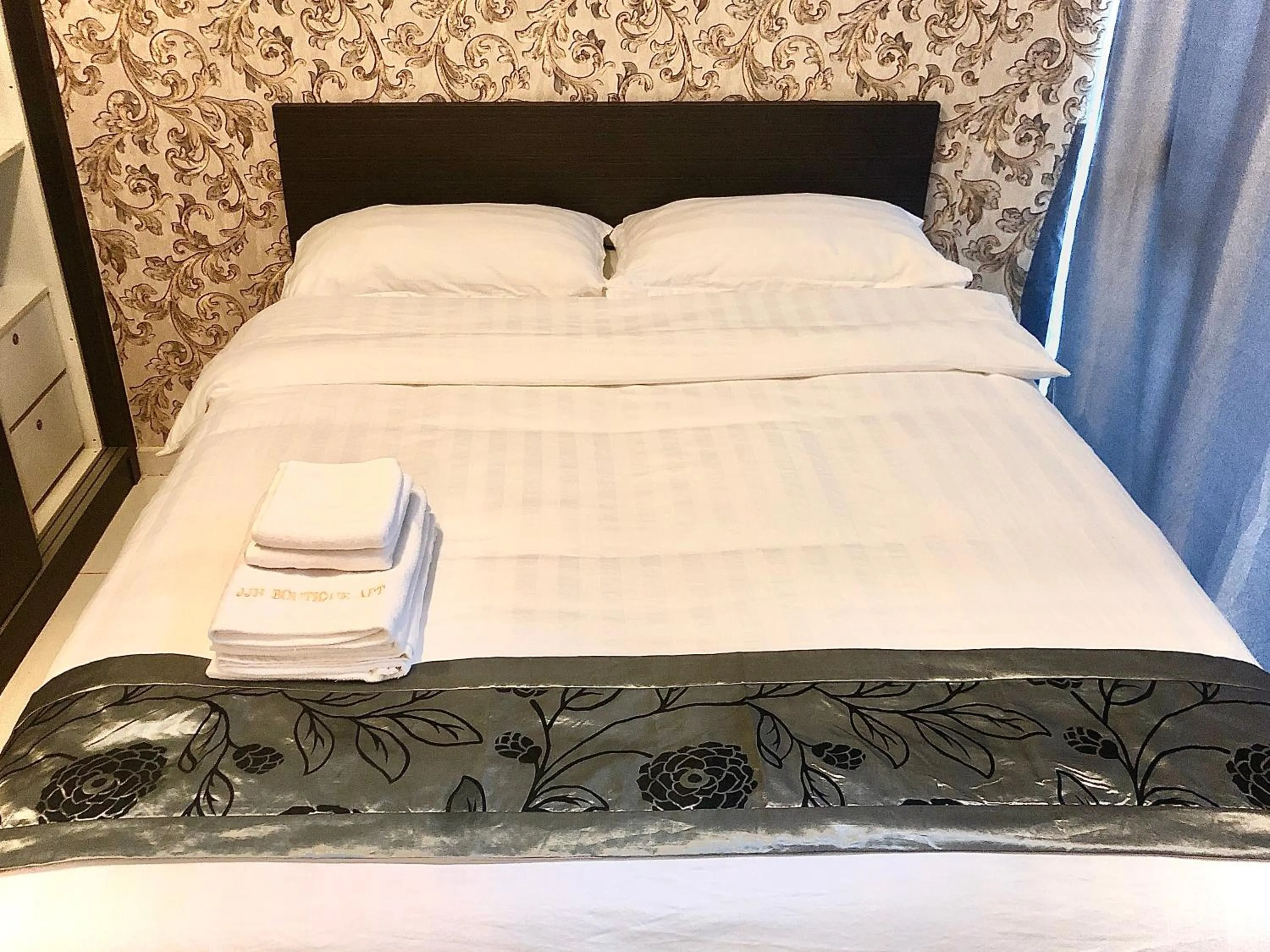 Bed in JJH Serviced Apartments near Serangoon MRT