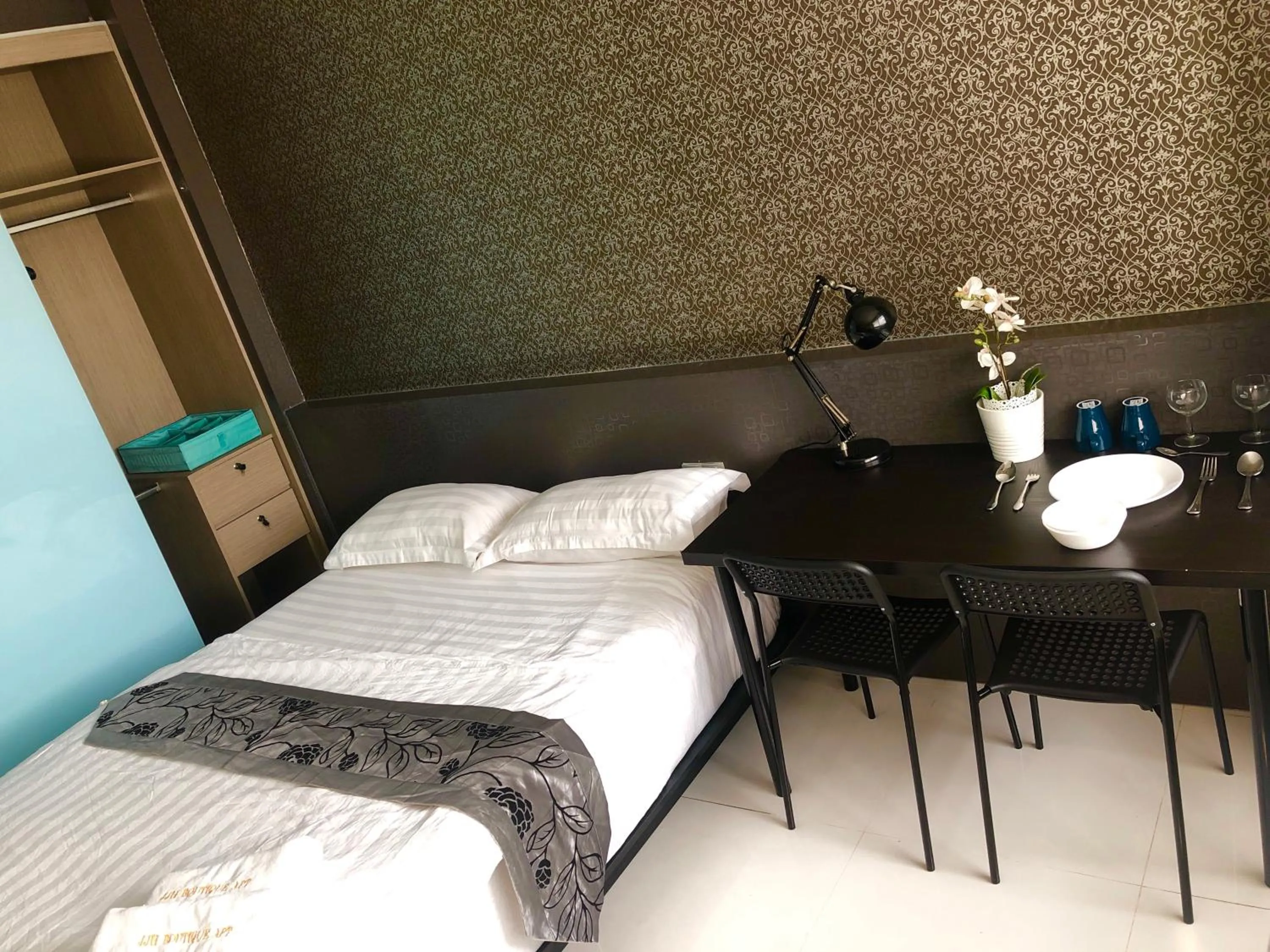 Bed in JJH Serviced Apartments near Serangoon MRT