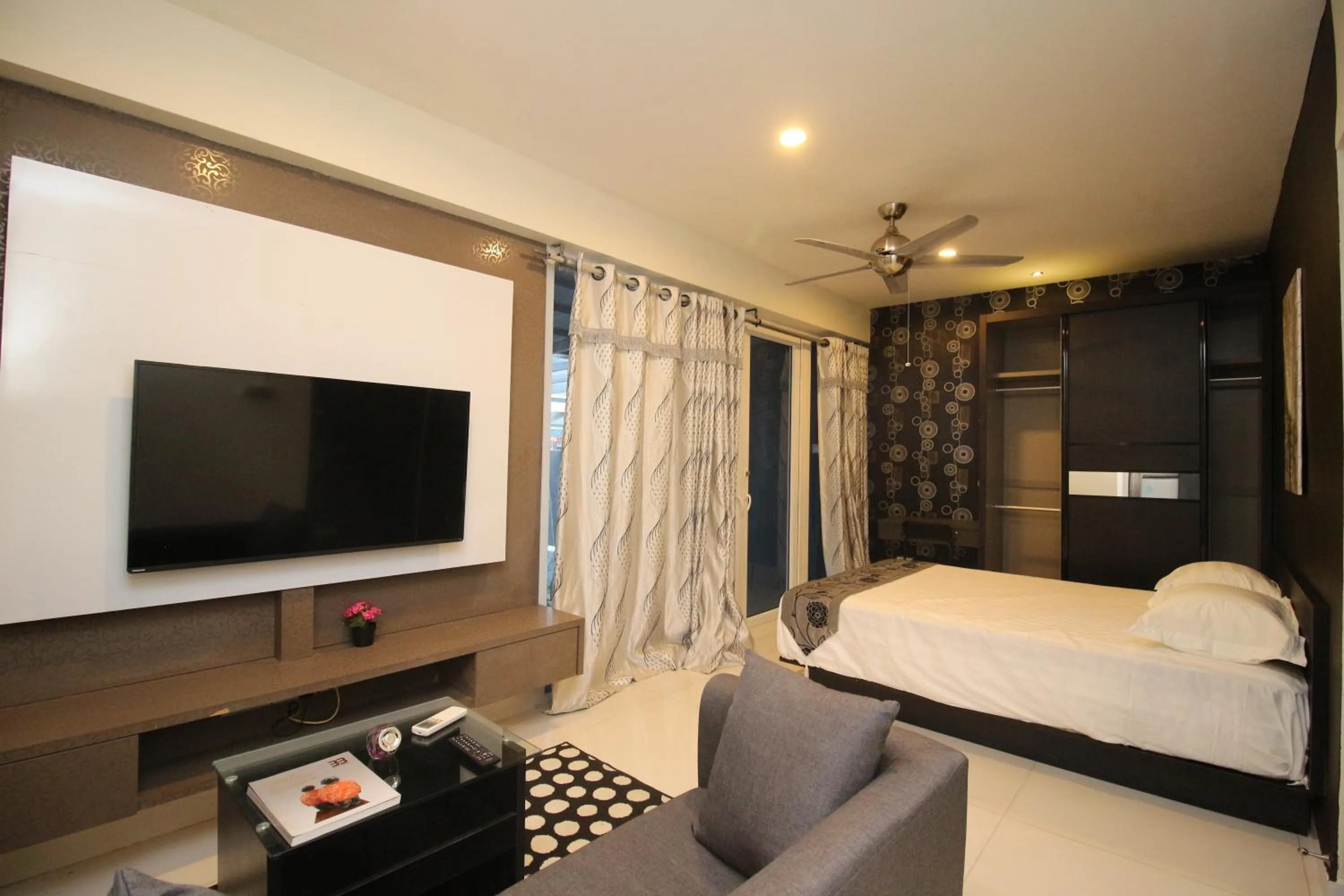 Bed in JJH Serviced Apartments near Serangoon MRT