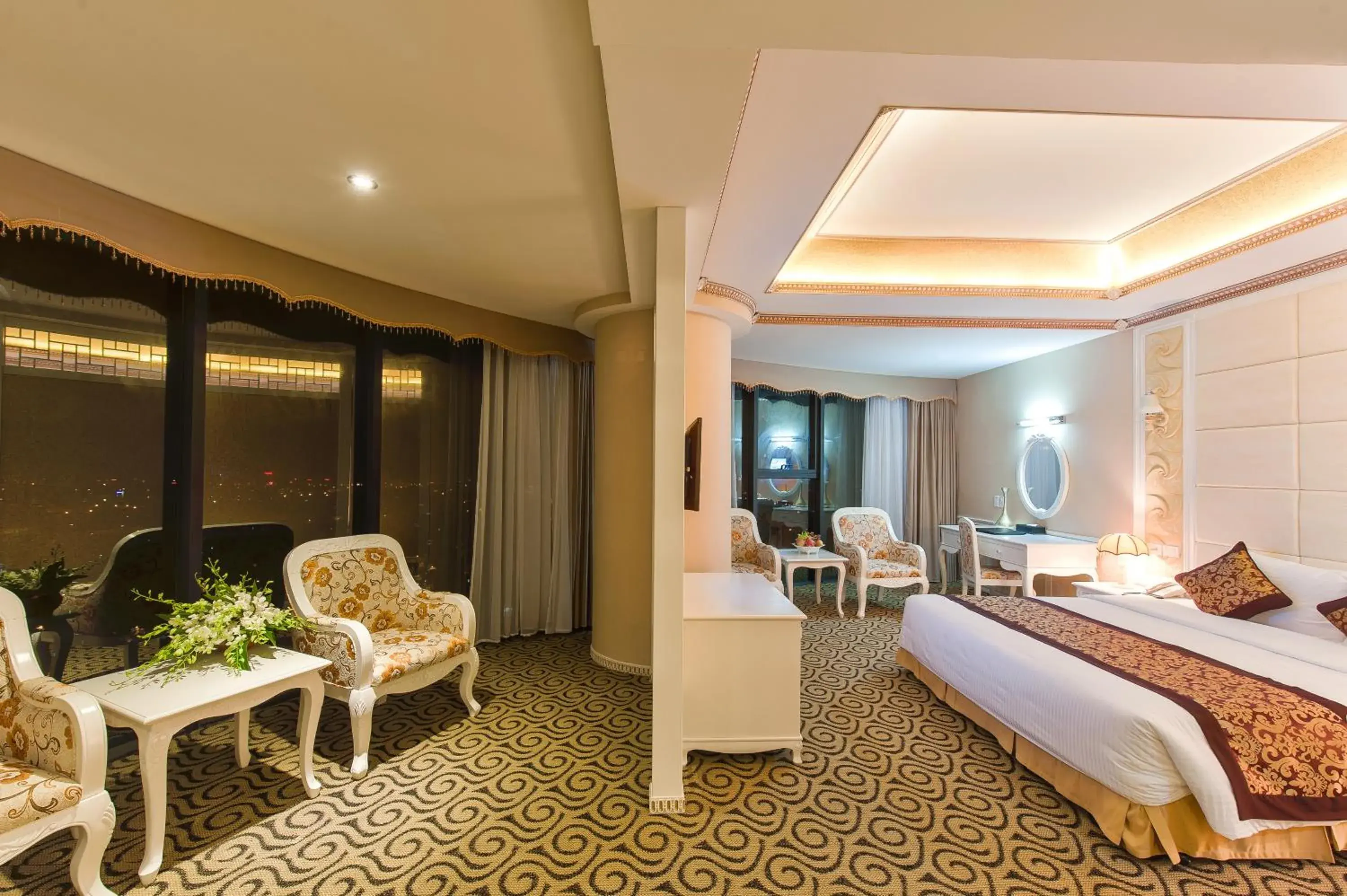 Junior Suite in Muong Thanh Luxury Song Lam Hotel Junior Suite in Muong Thanh Luxury Song Lam Hotel