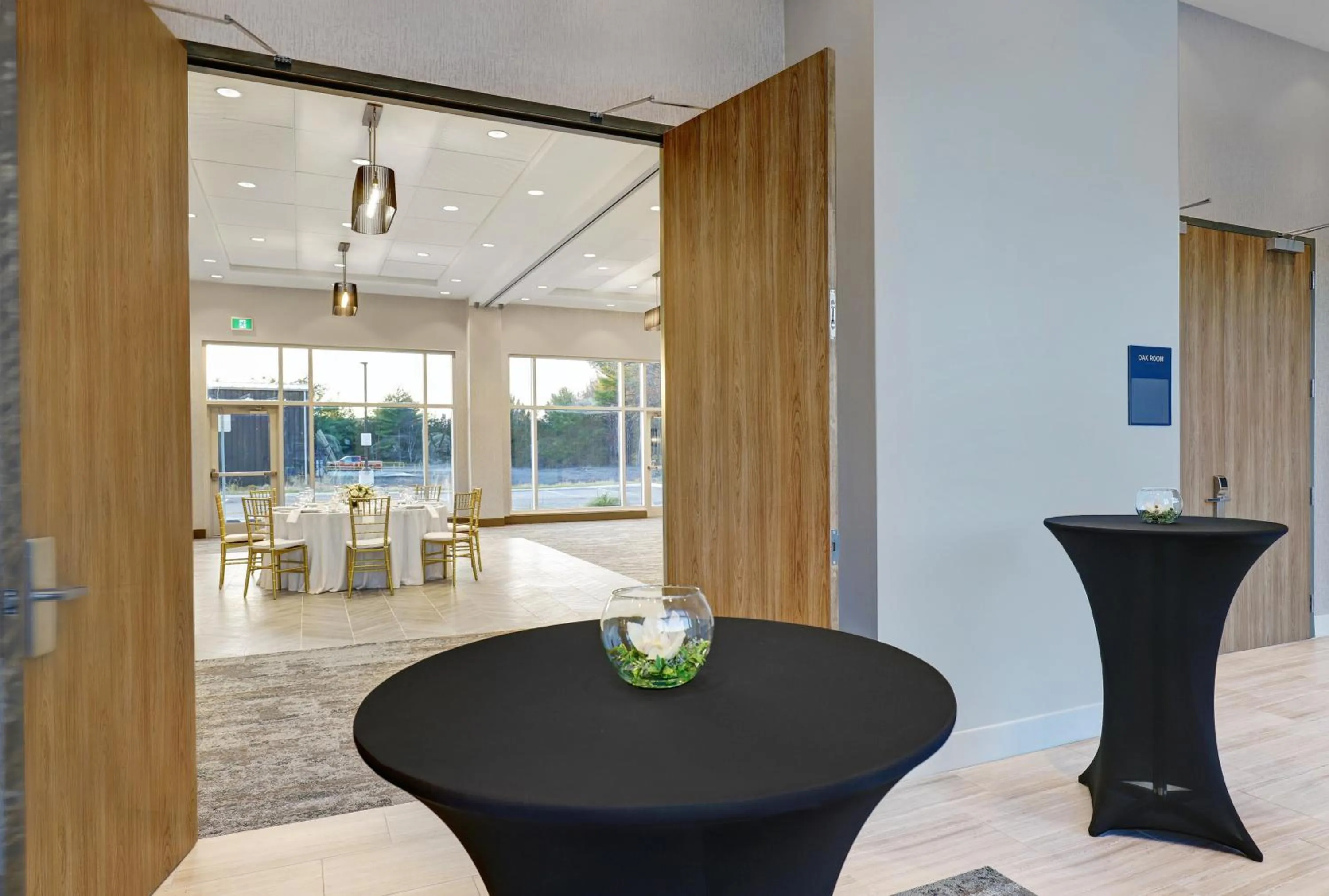 Meeting/conference room in Holiday Inn Express - Kingston West by IHG