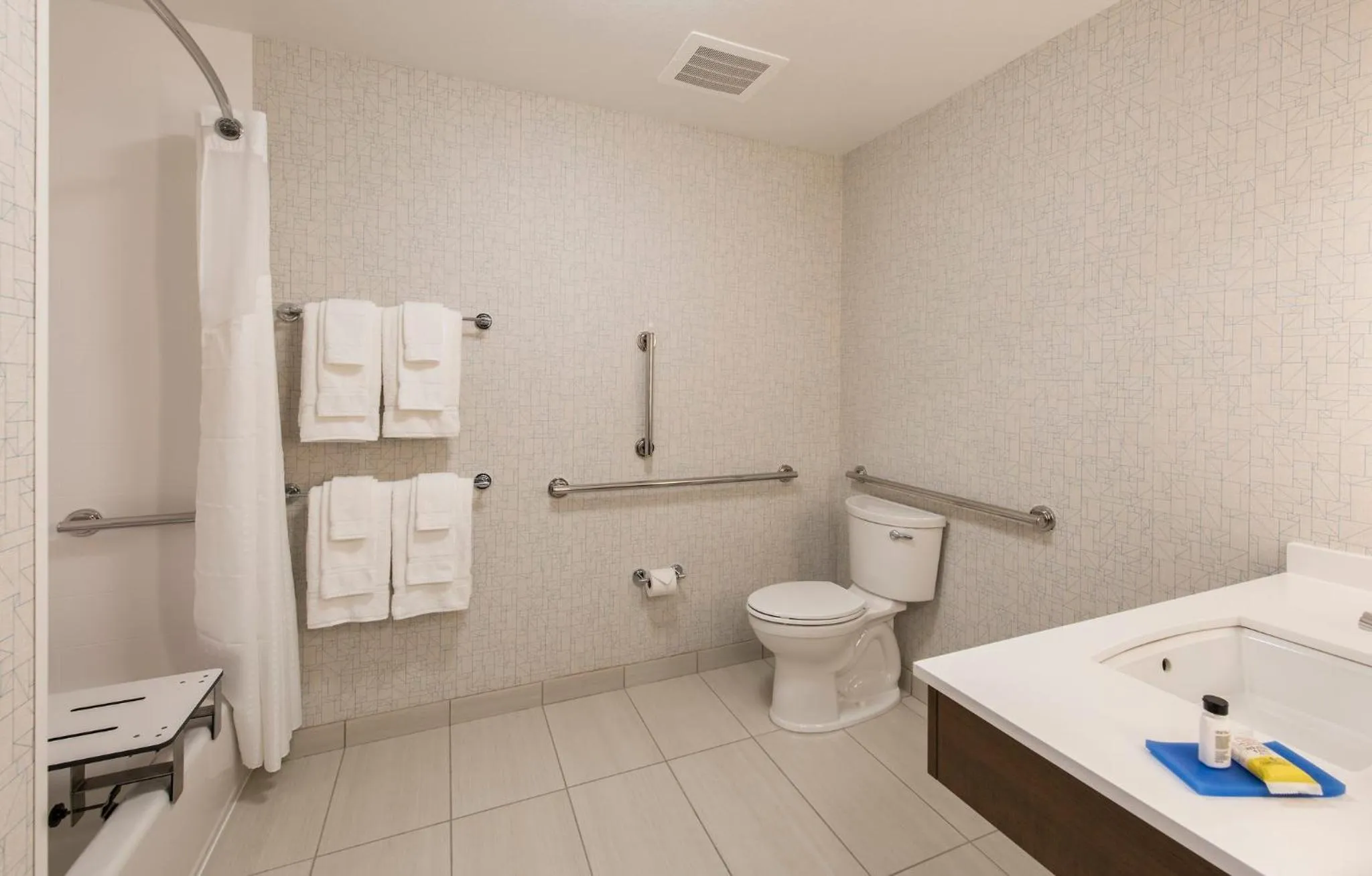 Bathroom in Holiday Inn Express & Suites - Phoenix North - Happy Valley by IHG