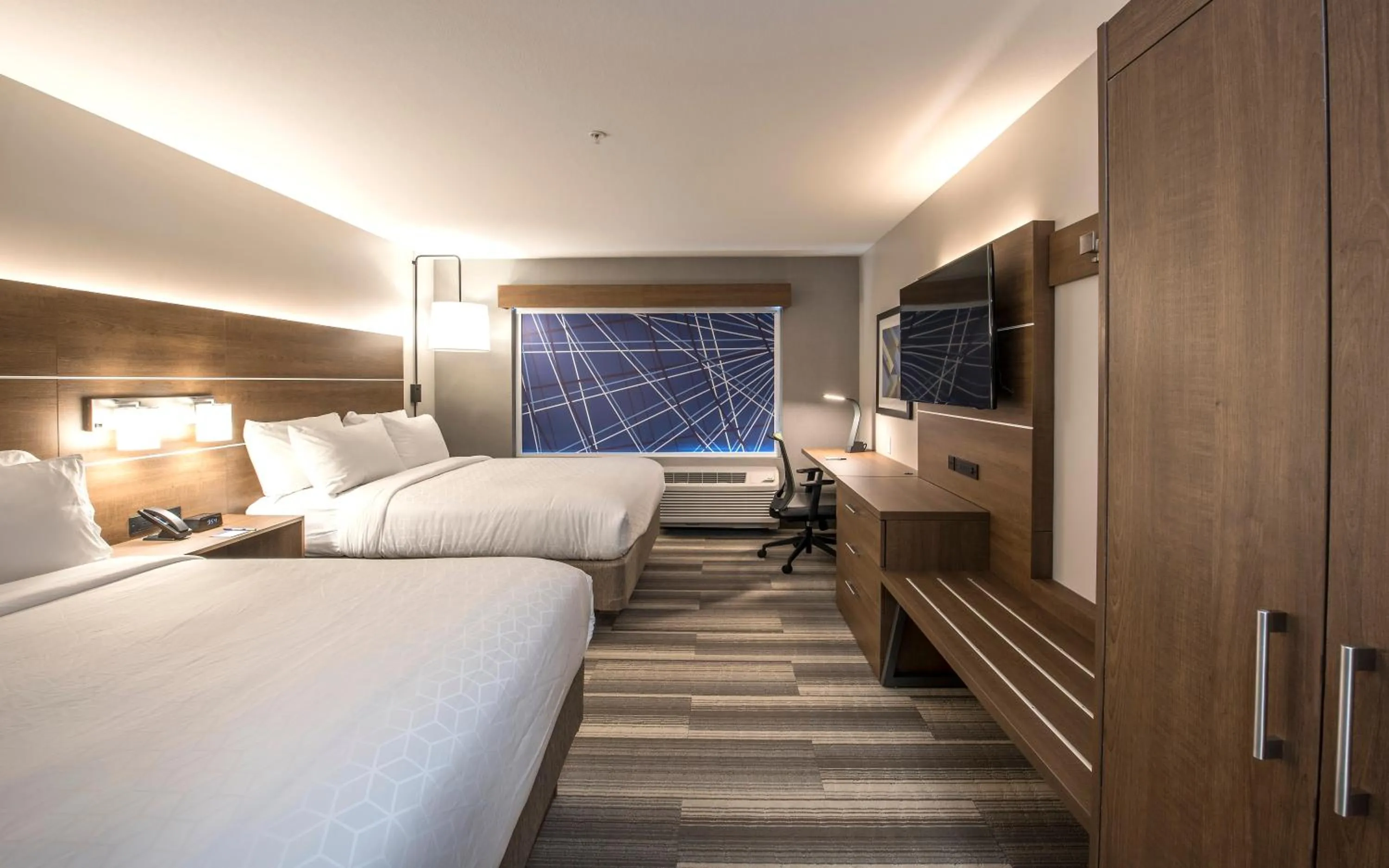 Photo of the whole room, Bed in Holiday Inn Express & Suites - Phoenix North - Happy Valley by IHG