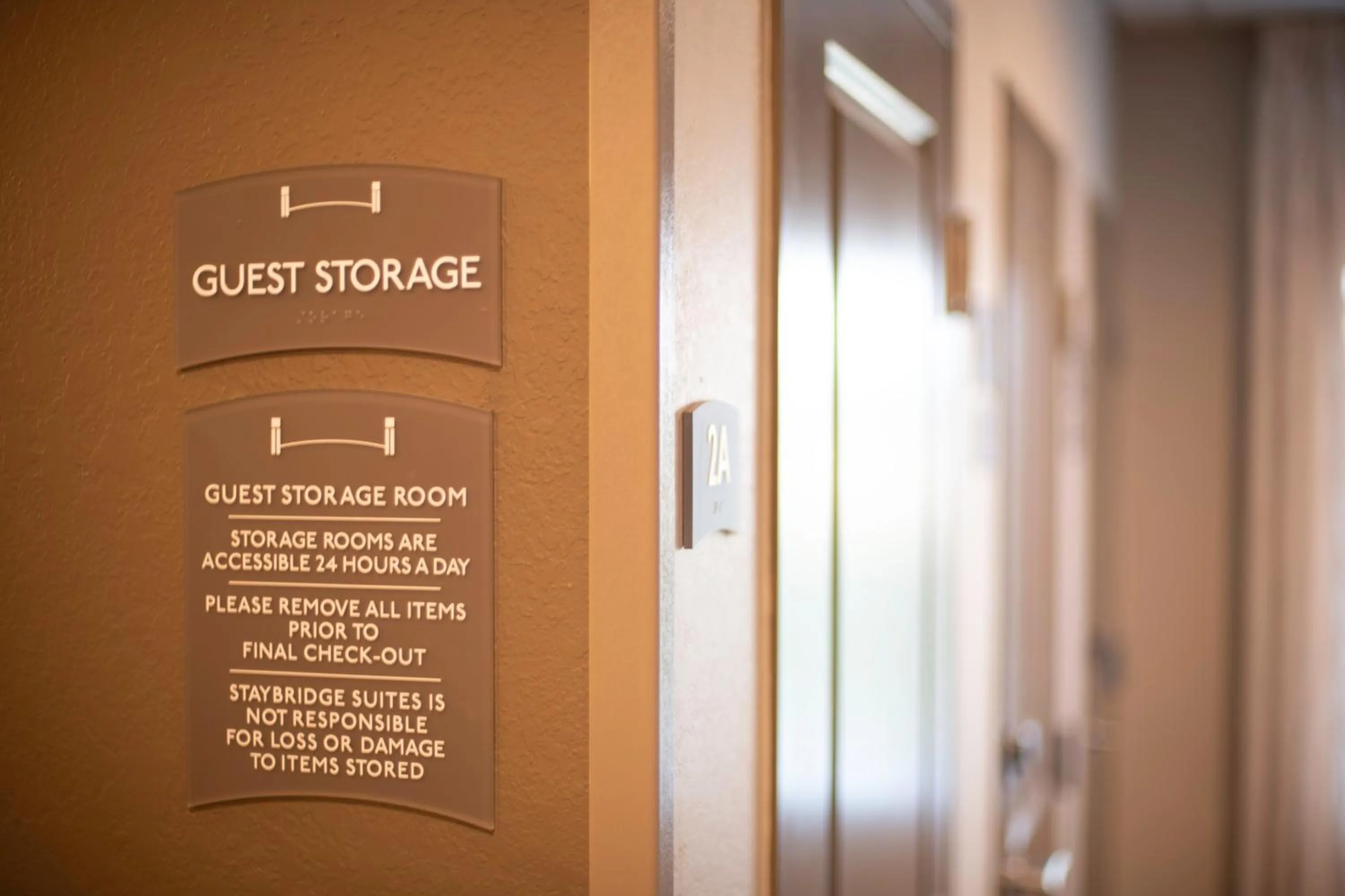 Decorative detail in Staybridge Suites Florence - Cincinnati South by IHG