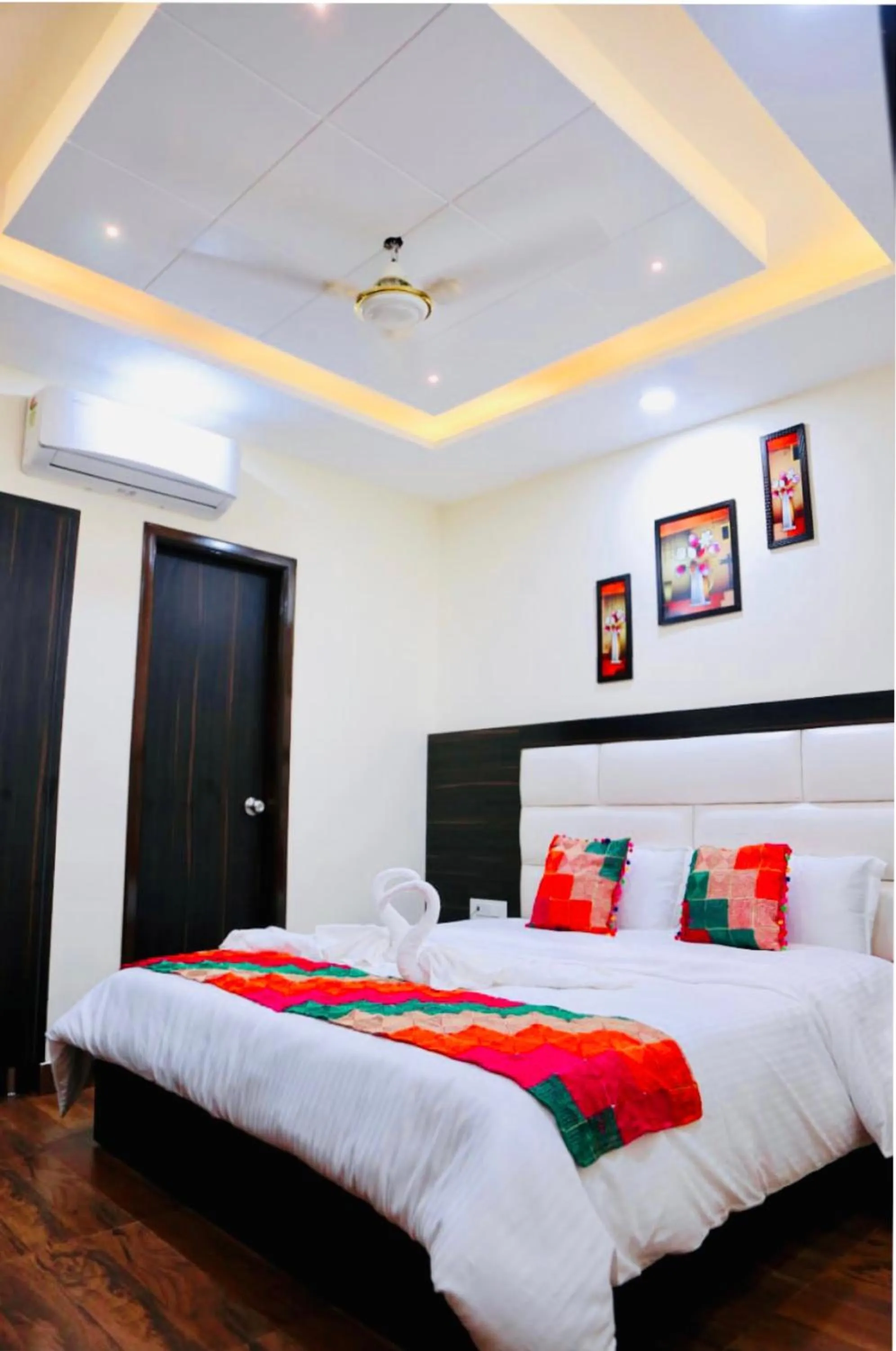 Bed in Hotel Kabir Residency