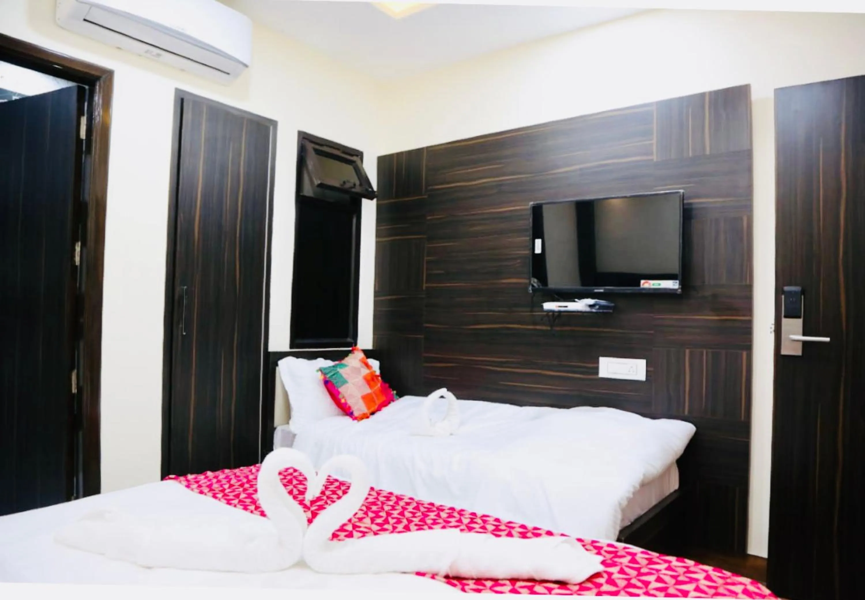 Bedroom, Bed in Hotel Kabir Residency