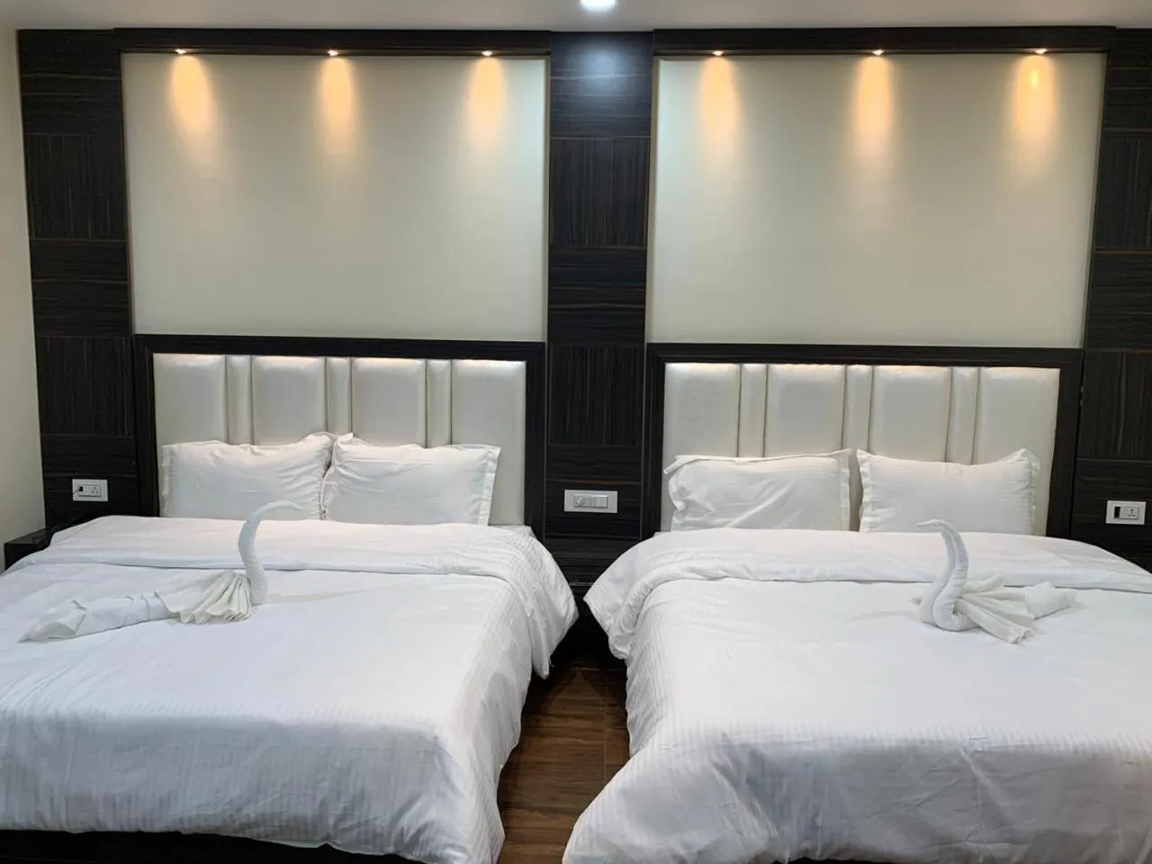 Bed in Hotel Kabir Residency