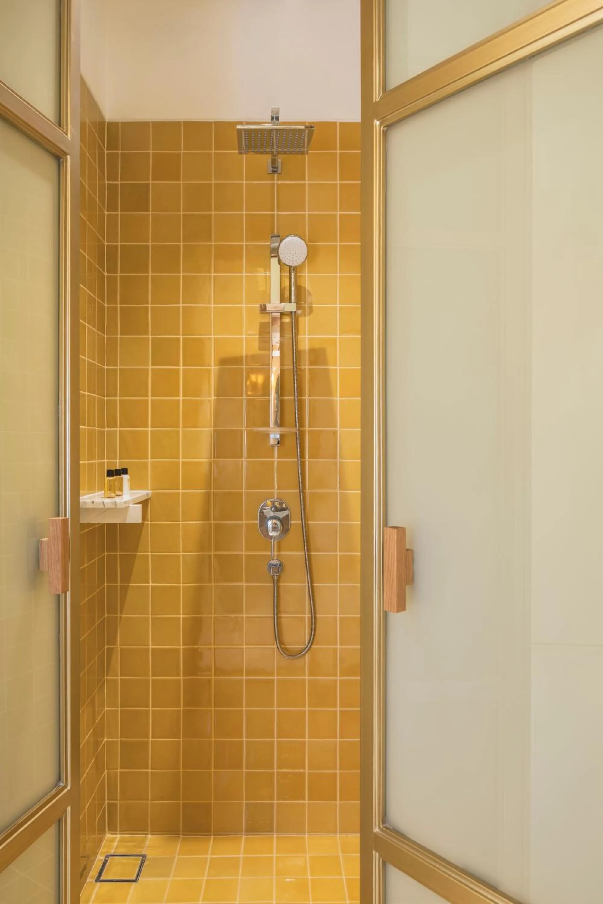 Bathroom in Baan Pomphet