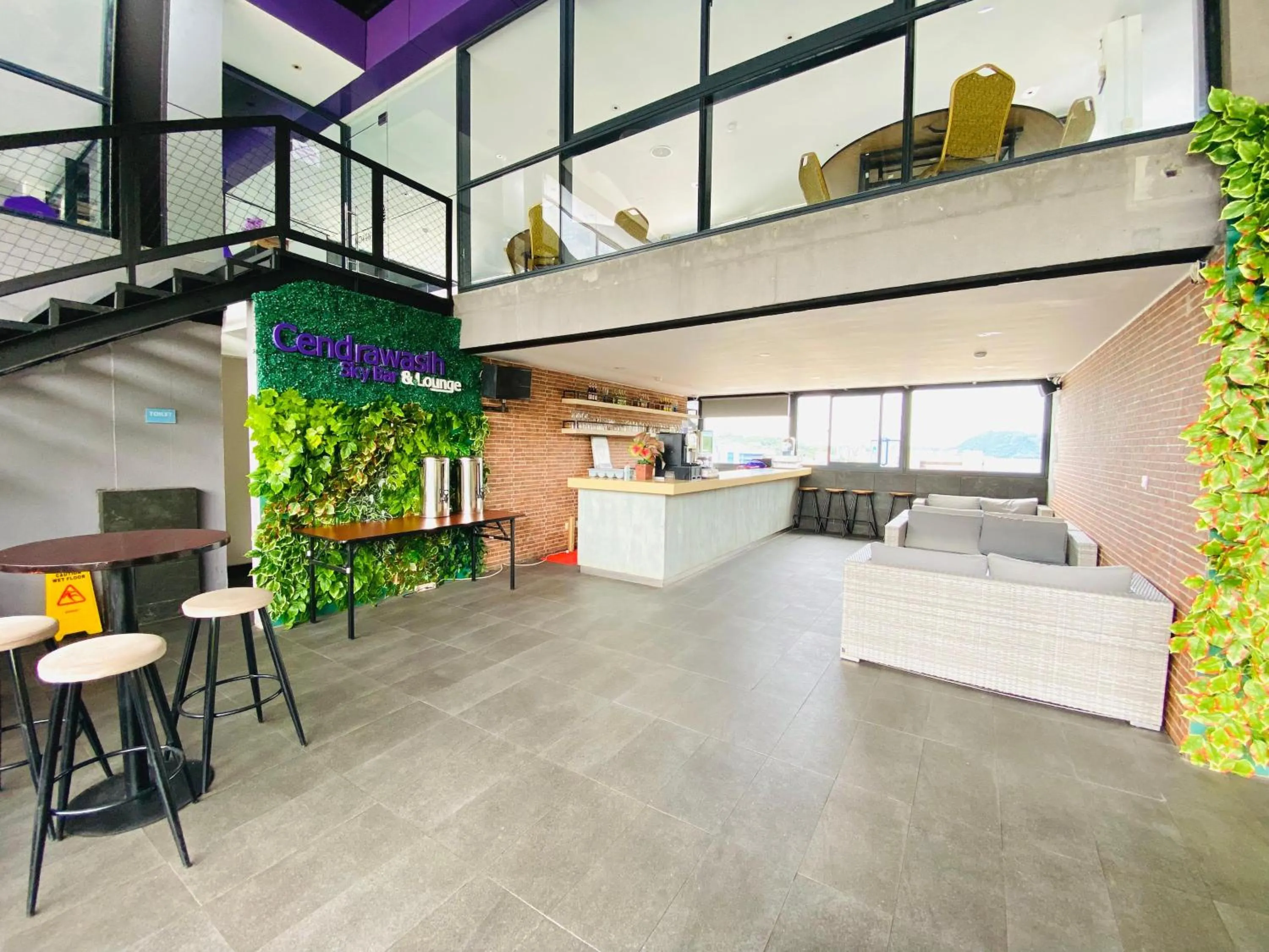 Swimming pool in Fox Hotel Jayapura