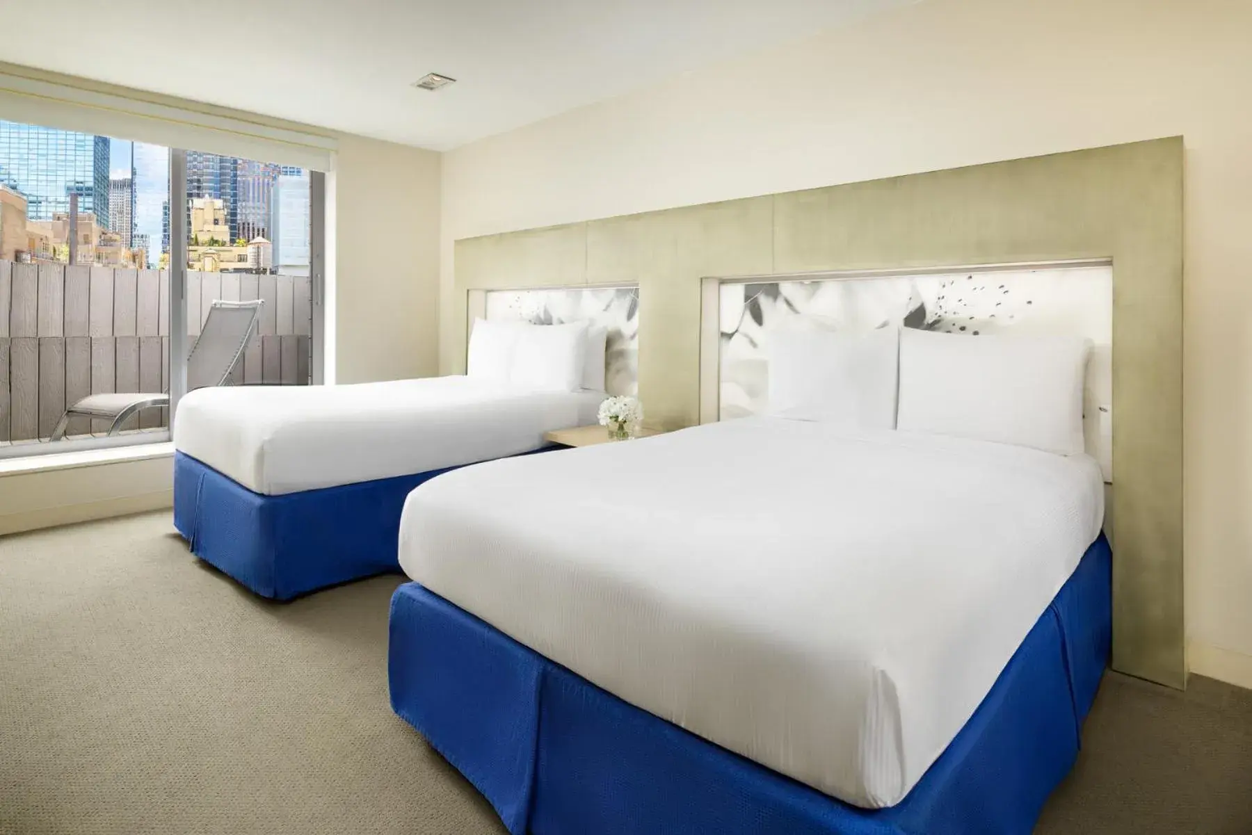 Standard Queen Room with Two Queen Beds in Shoreham Hotel Standard Queen Room with Two Queen Beds in Shoreham Hotel