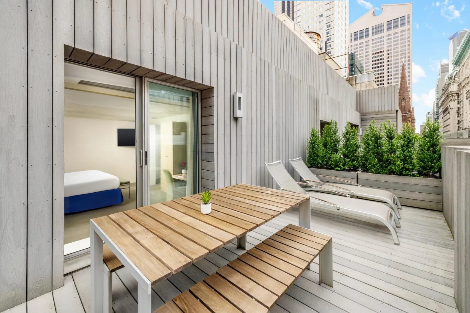 Patio in Shoreham Hotel