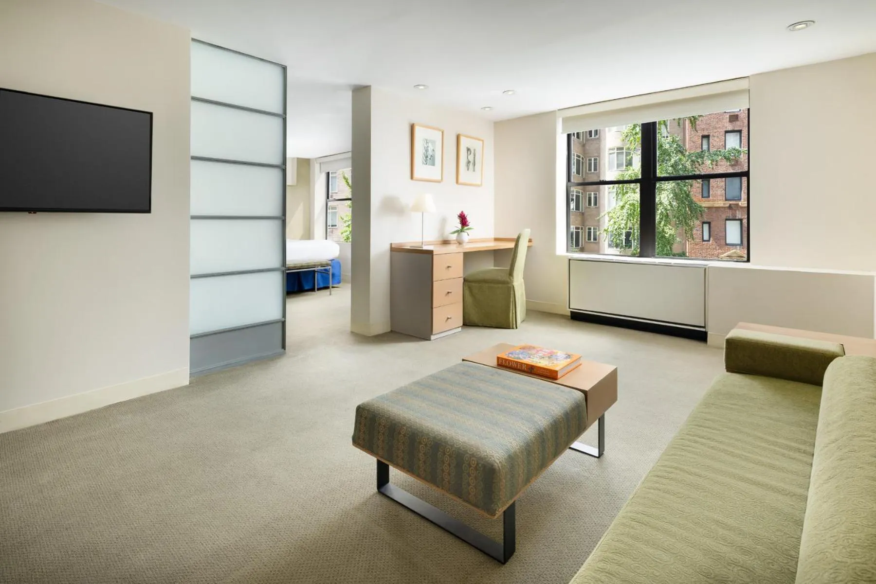 Communal lounge/ TV room in Shoreham Hotel