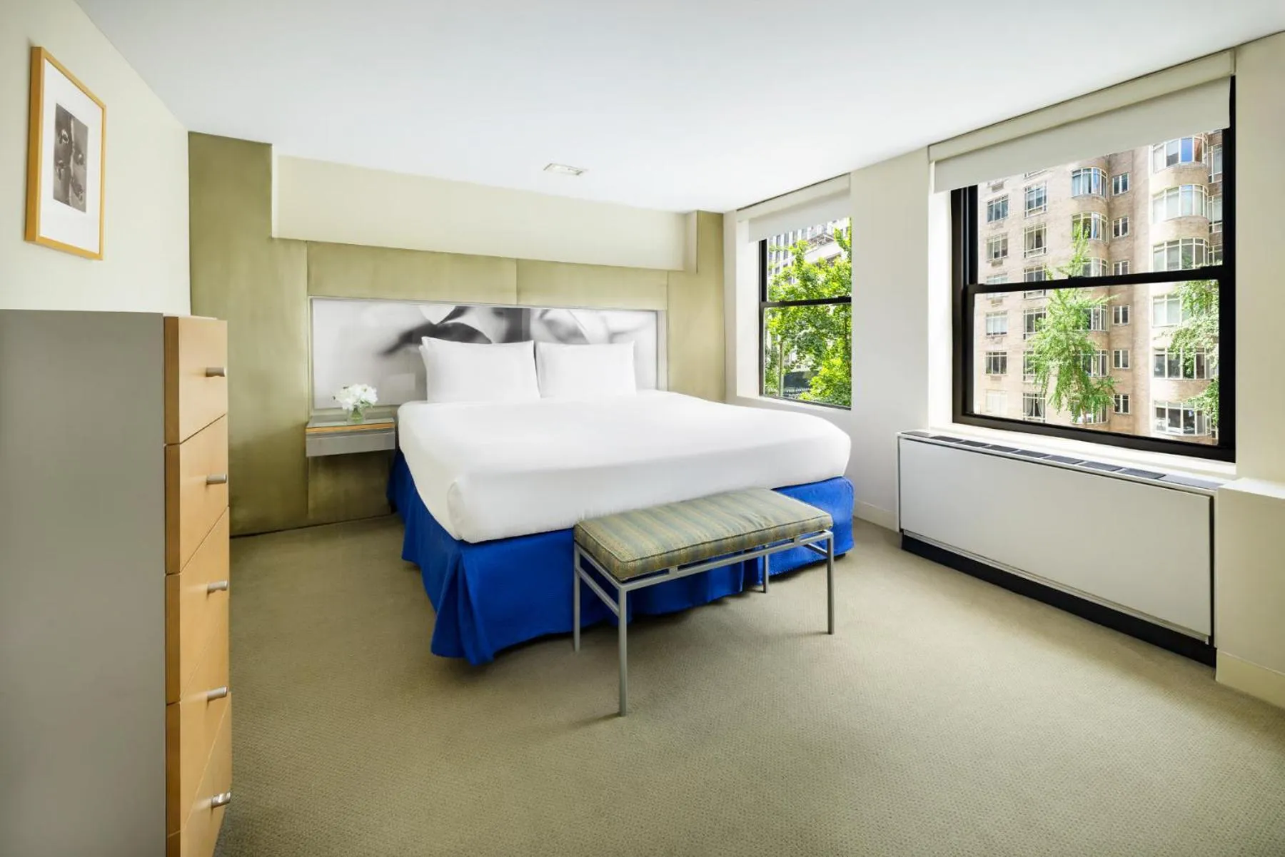 Bed in Shoreham Hotel