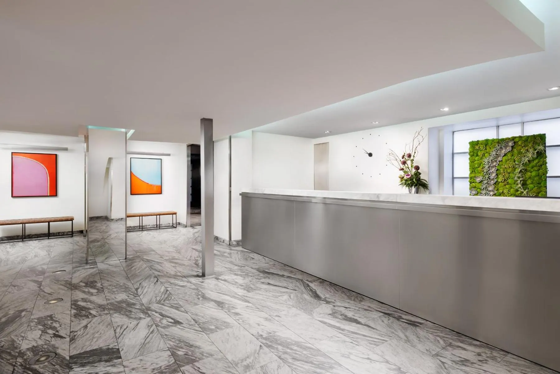 Lobby or reception in Shoreham Hotel