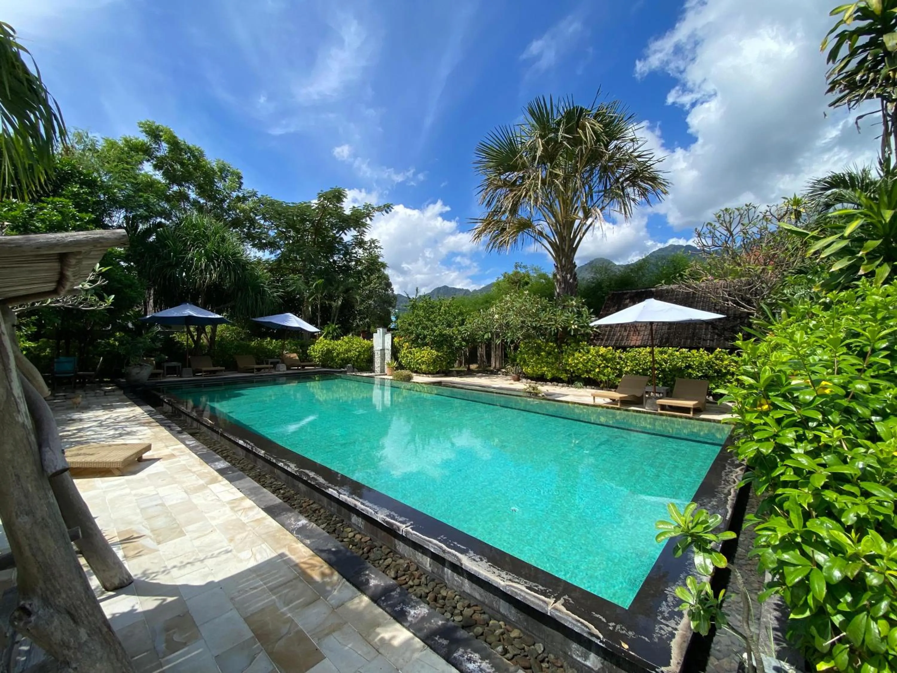 Property building in Sunia Loka Bungalows & Dive Center