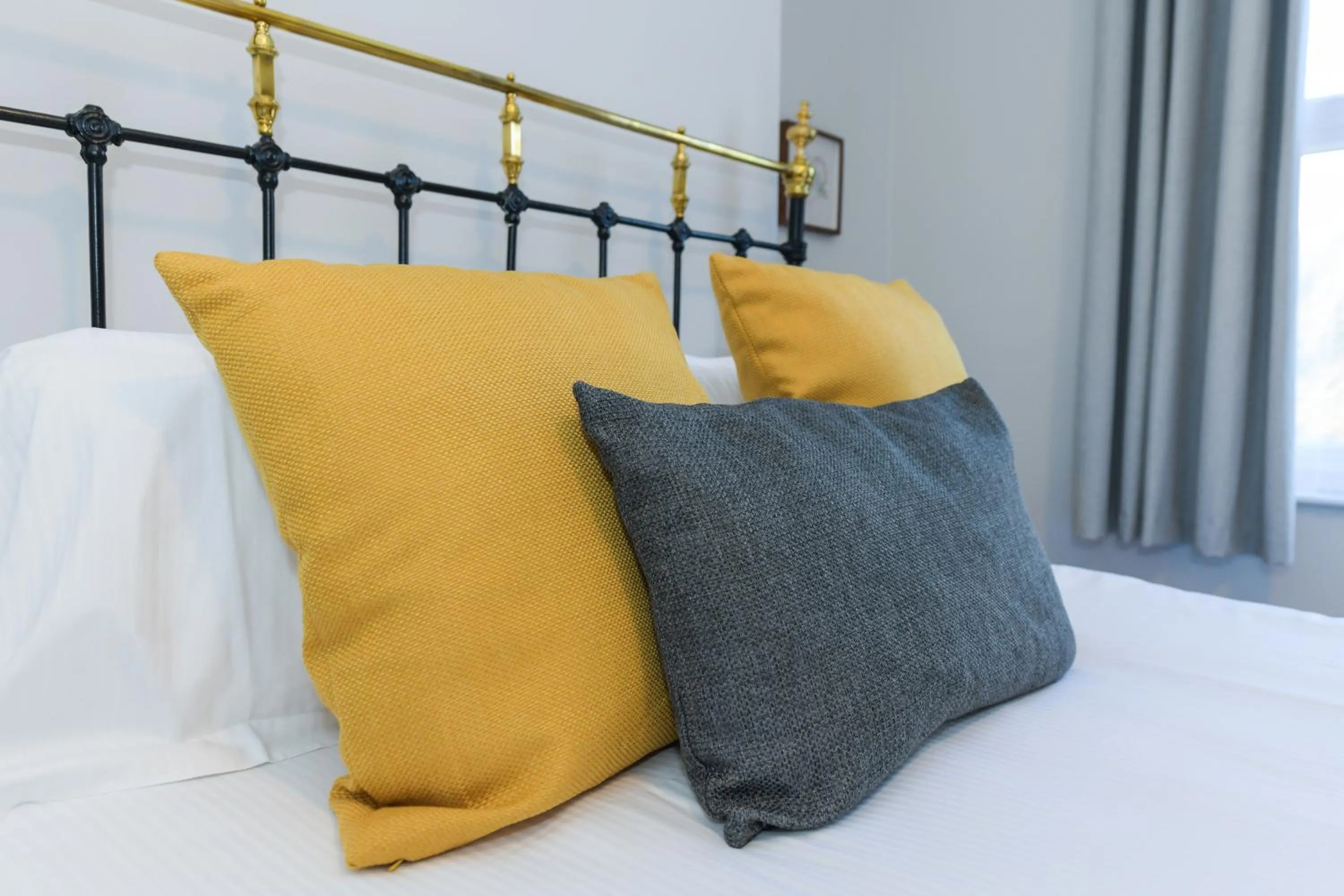 Bedroom, Bed in Borrowfield Lodge