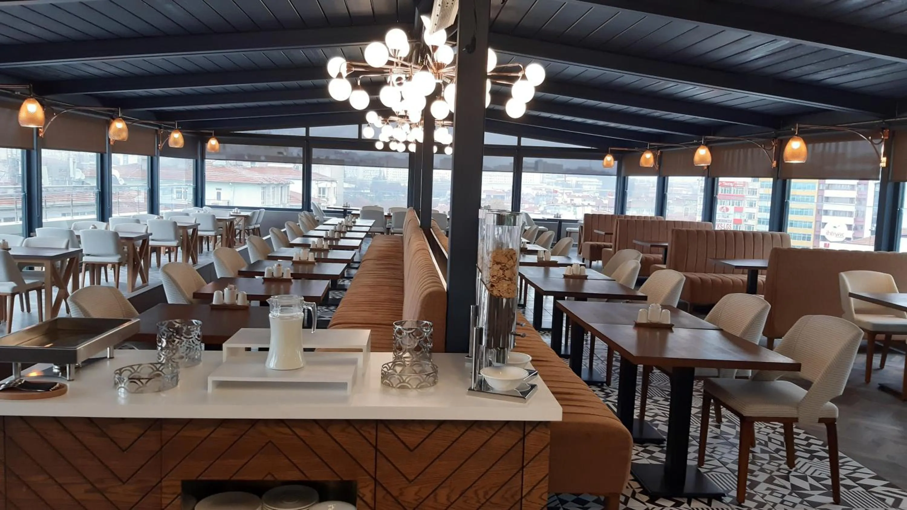 Dining area in ROX Hotel Ankara