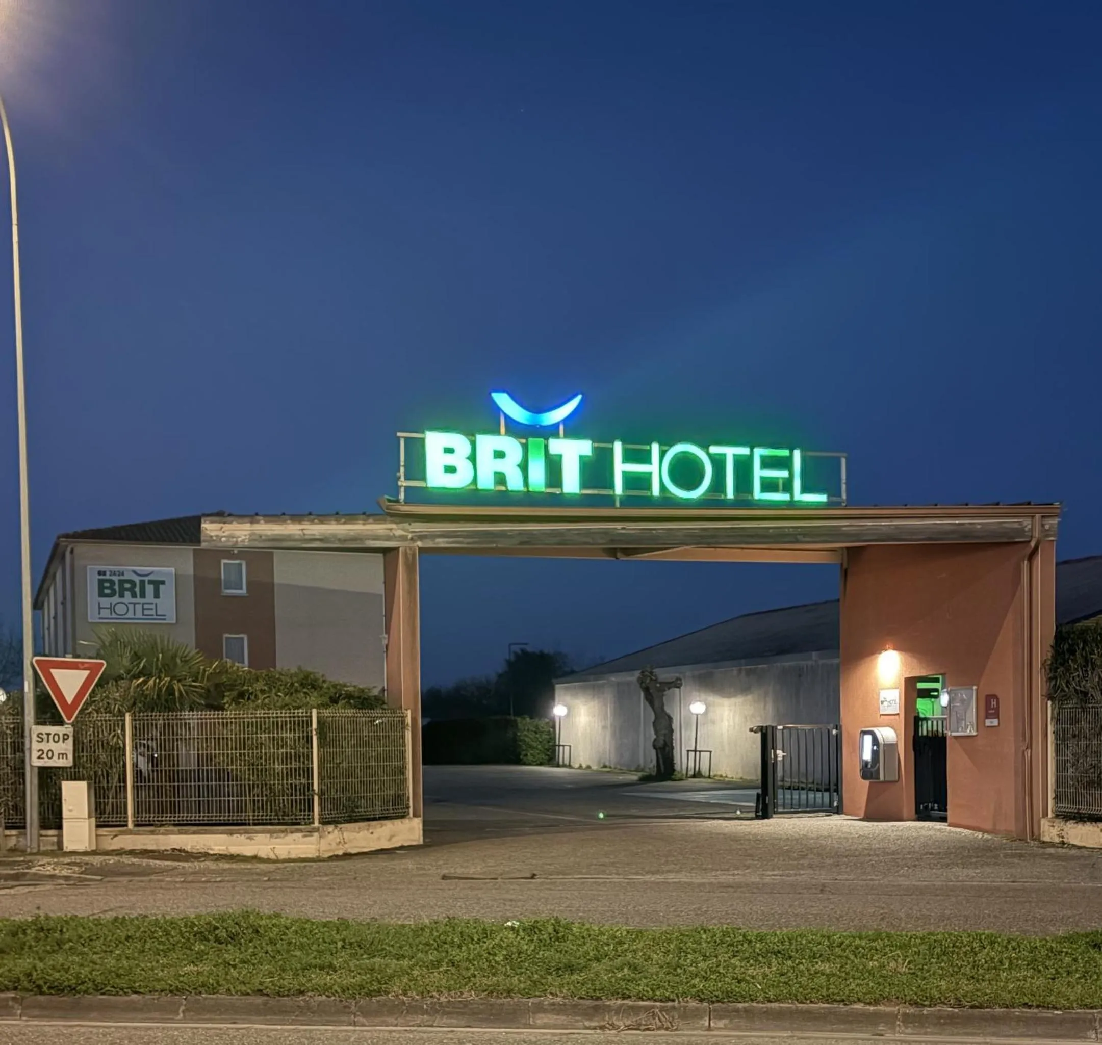 Brit Hotel Confort Villeneuve Sur Lot