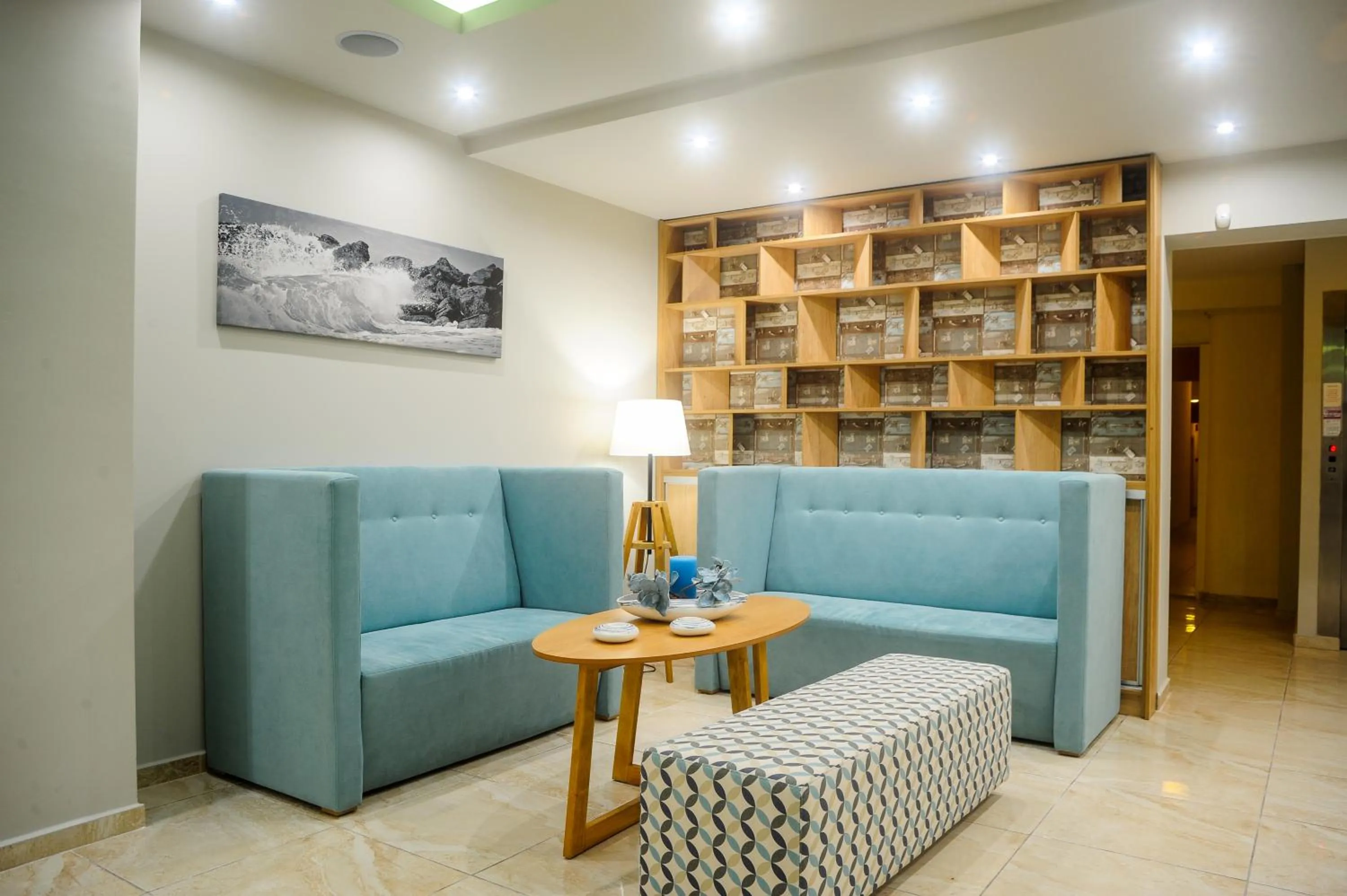 Facade/entrance in Tropical