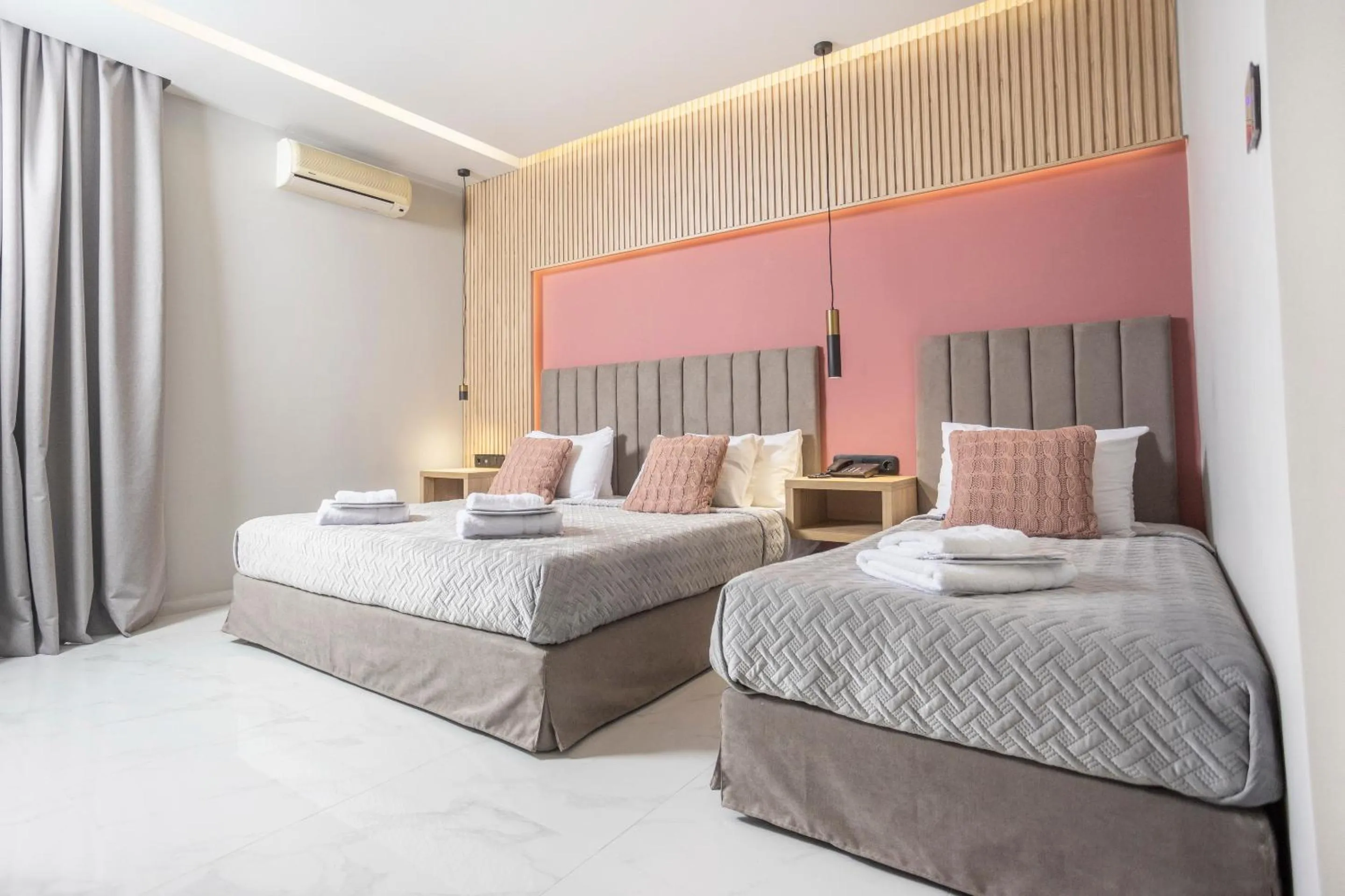 Bedroom, Bed in Tropical