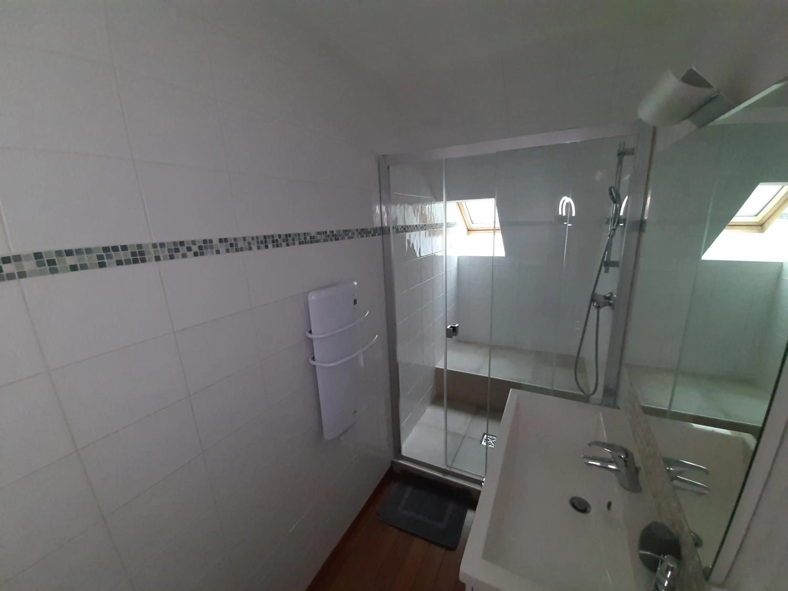 Shower in Chez Blandine & Pol