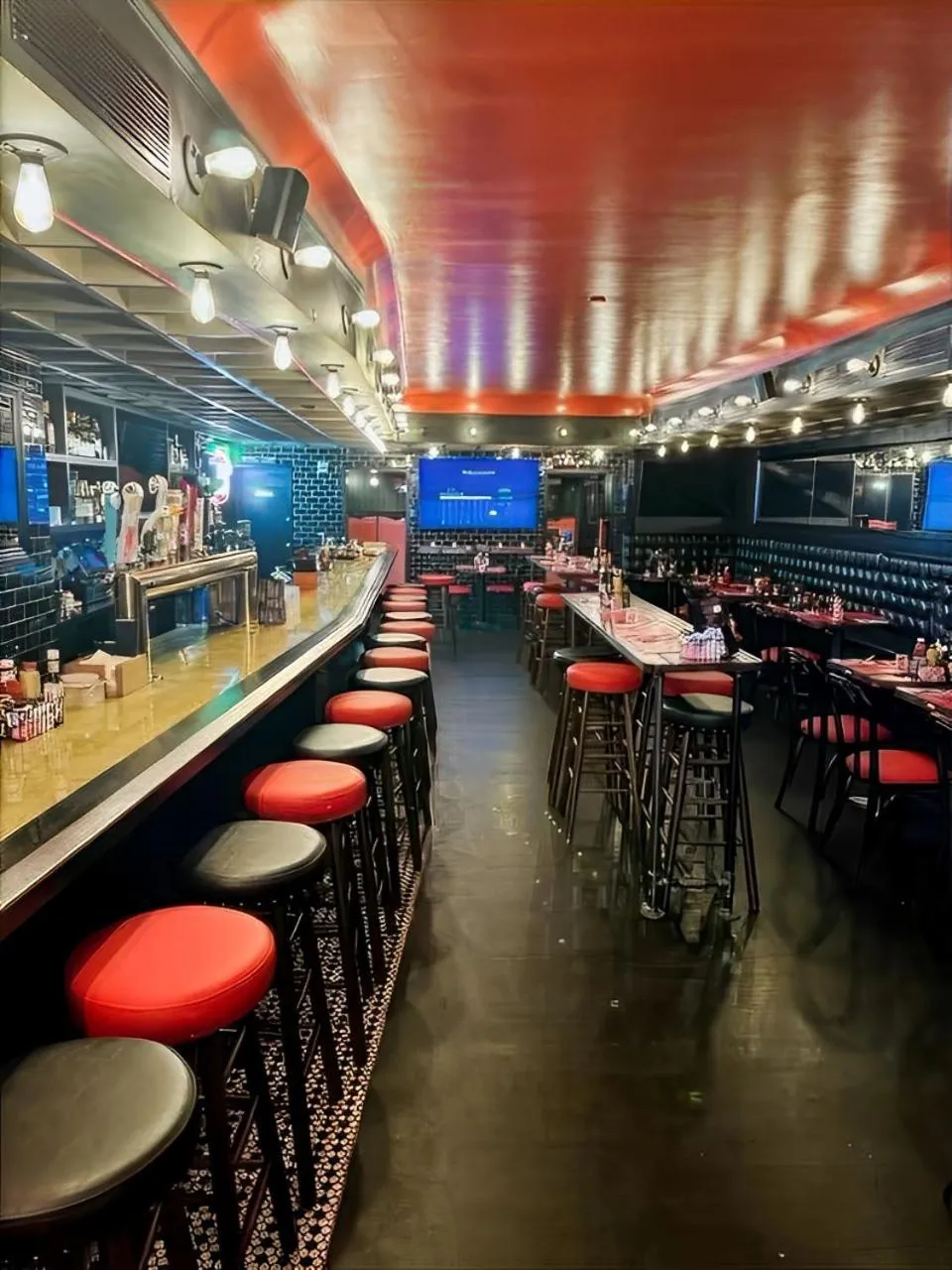 Restaurant/places to eat in Hotel Shocard Broadway, Times Square