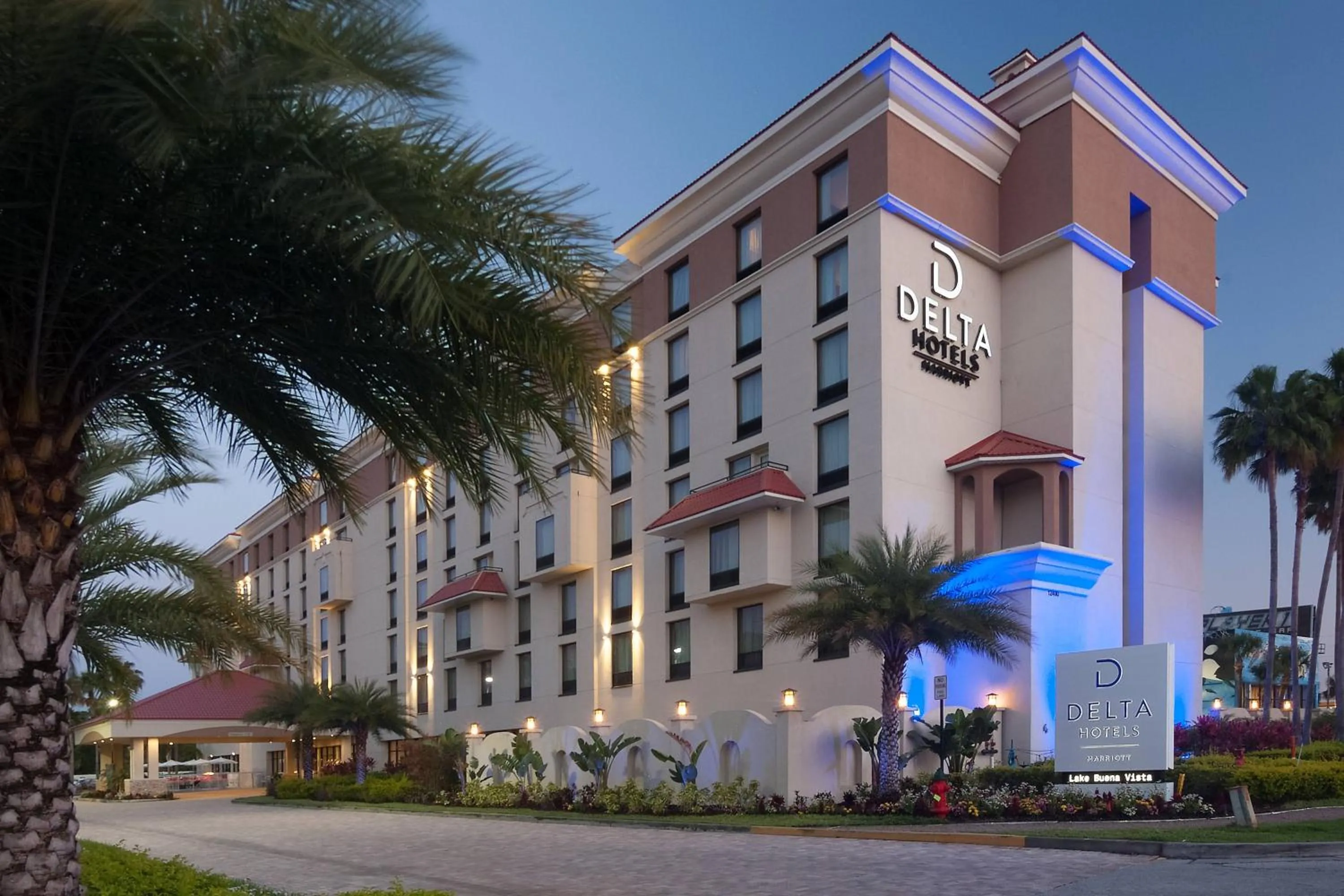 Property building in Delta Hotels by Marriott Orlando Lake Buena Vista