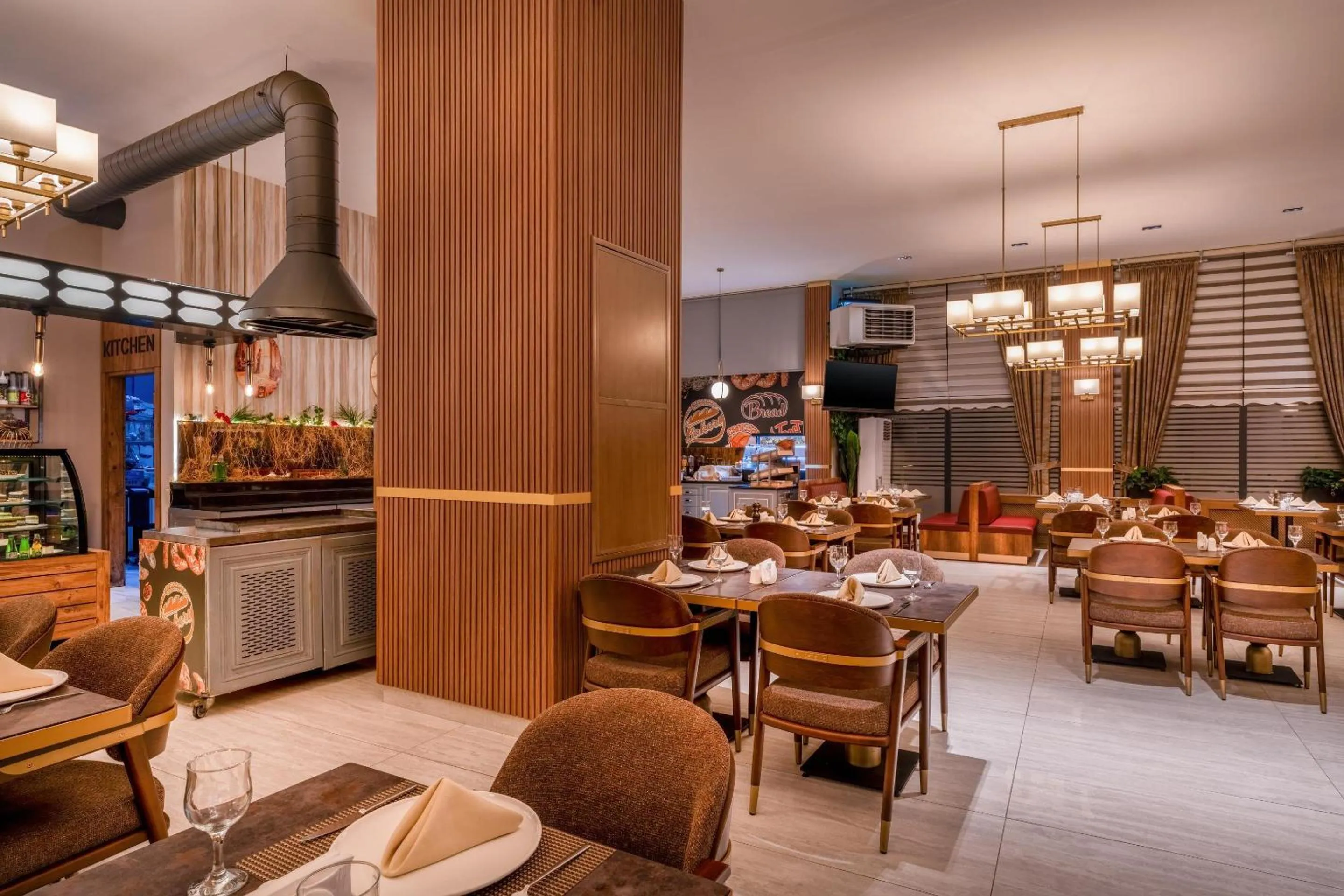 Restaurant/places to eat in Best Western Premier Hidden Hills Hotel