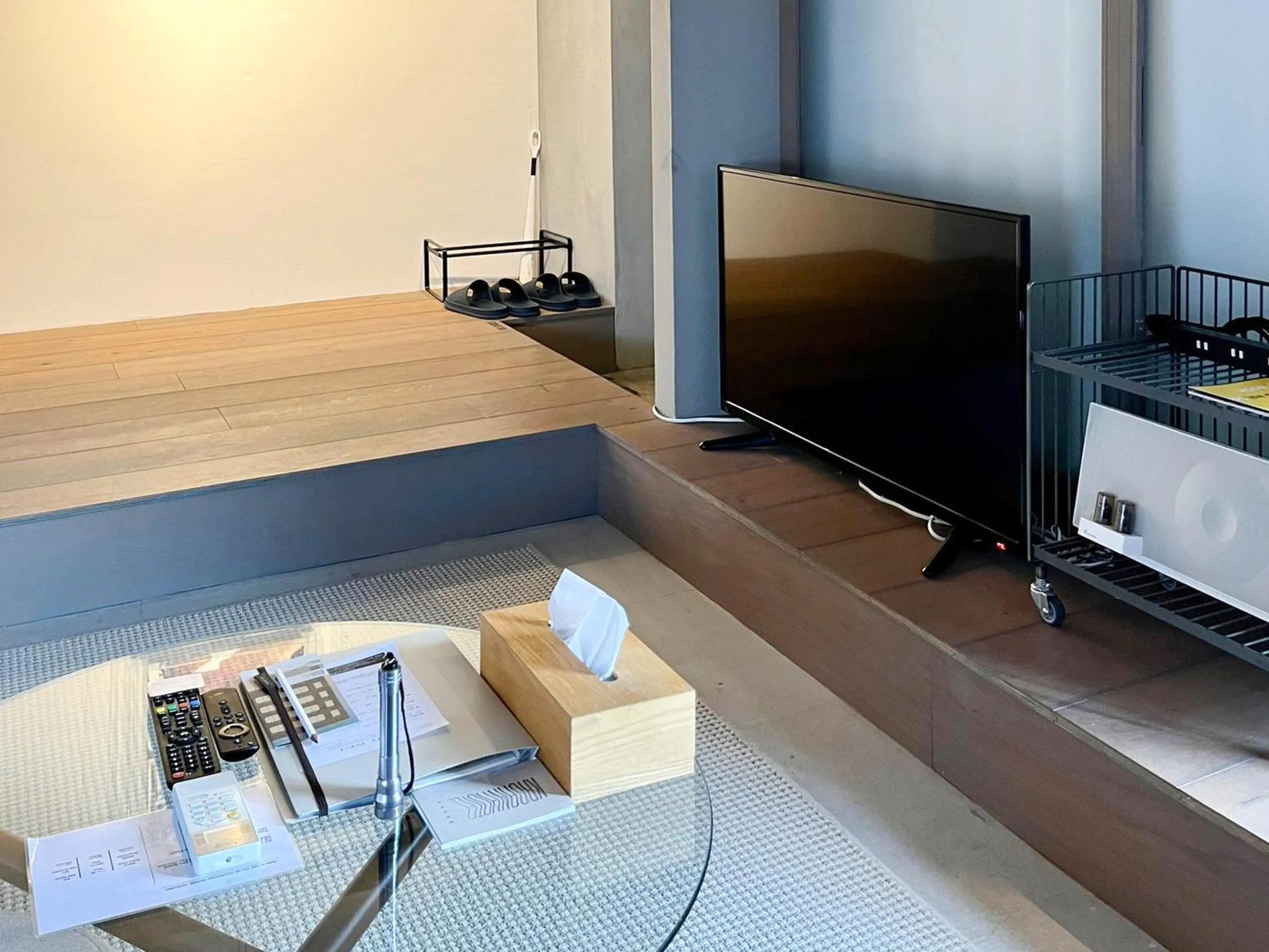 TV and multimedia in Kagan Hotel & Hostel