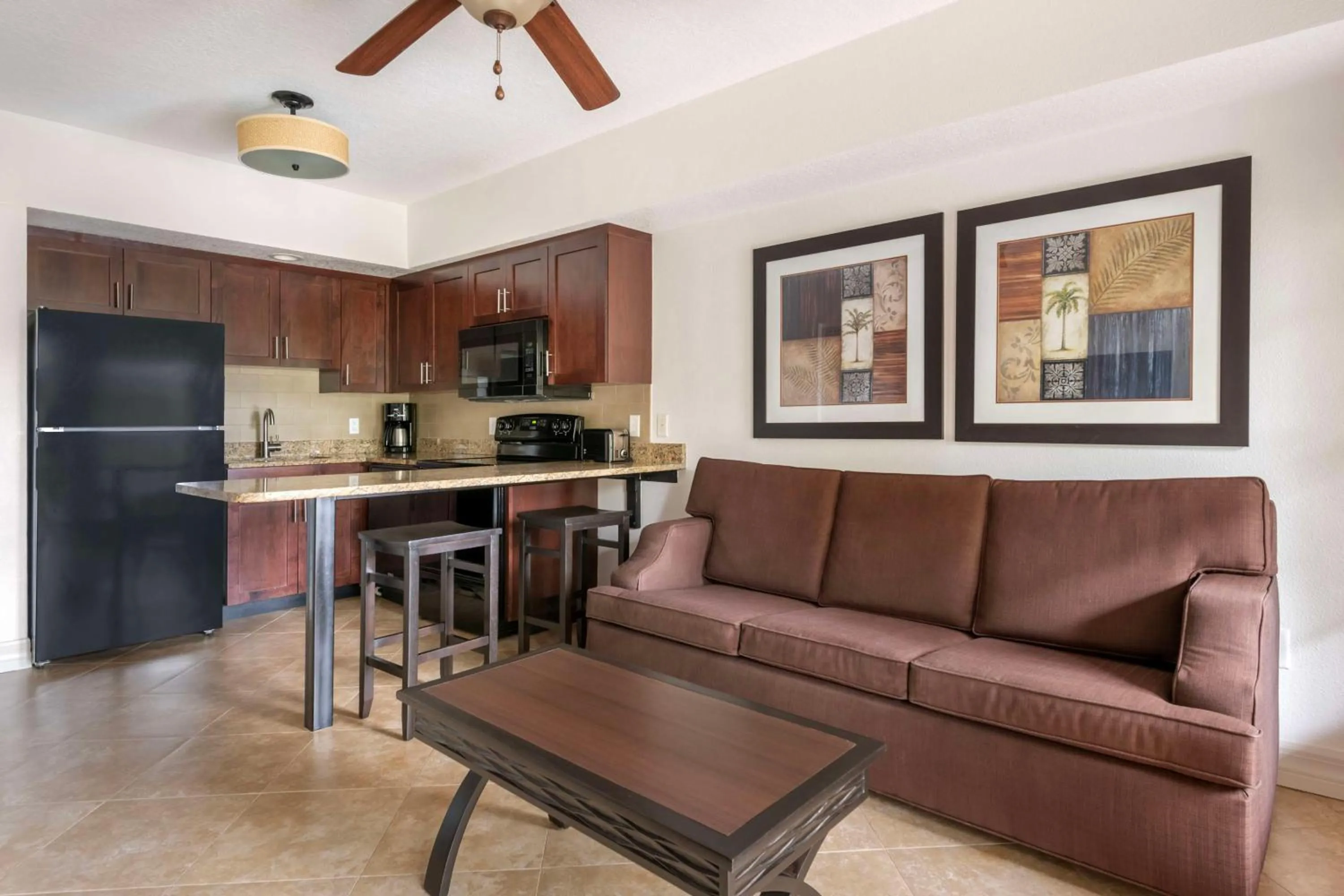 Living room in Hilton Vacation Club Aqua Sol Orlando West