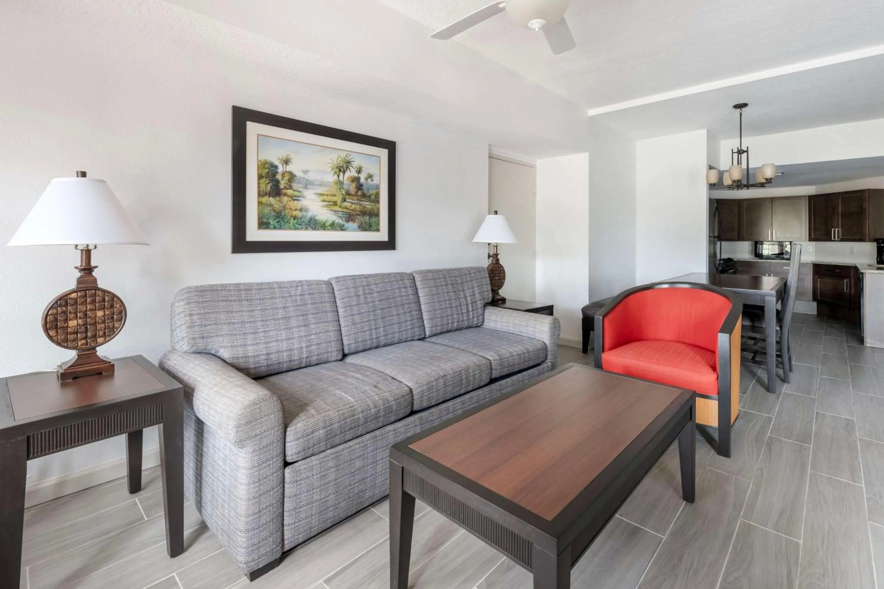 Kitchen or kitchenette in Hilton Vacation Club Aqua Sol Orlando West