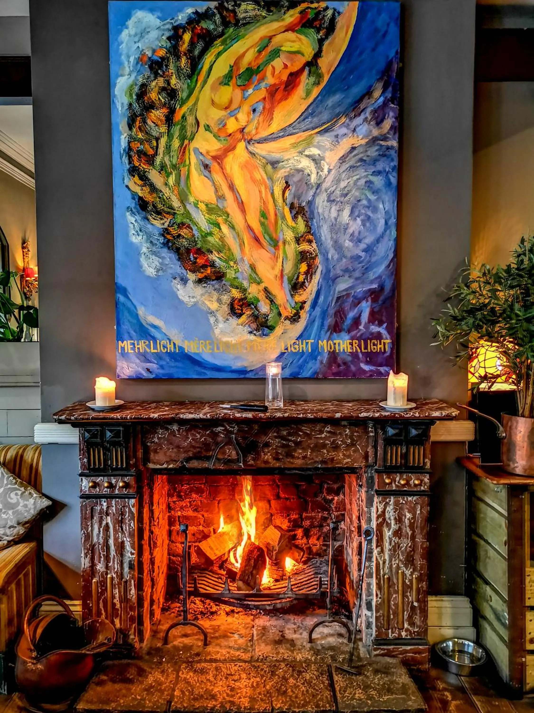 OX Hotel, Bar, & Grill