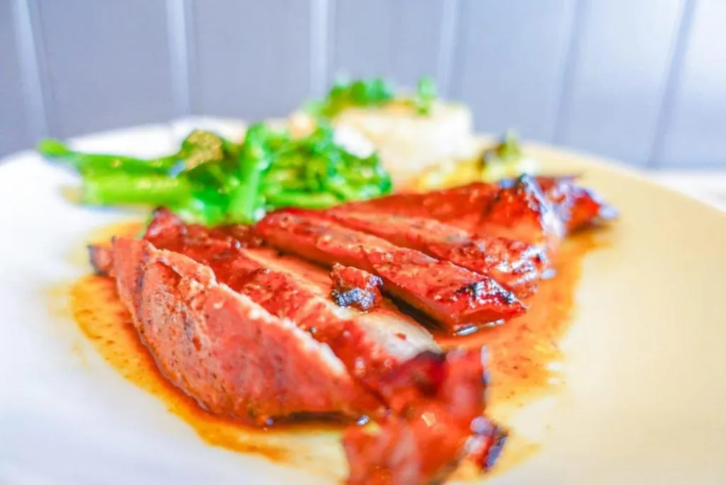 OX Hotel, Bar, & Grill