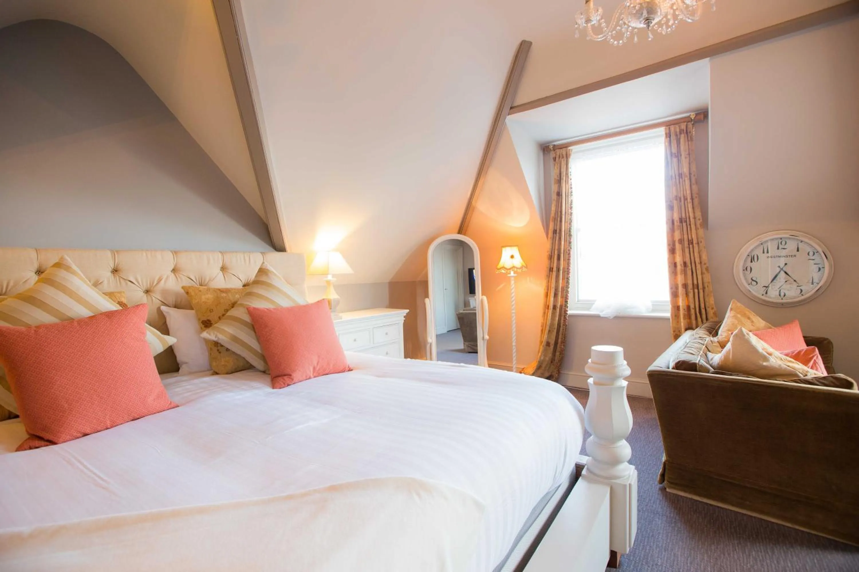 Day in OX Hotel, Bar, & Grill