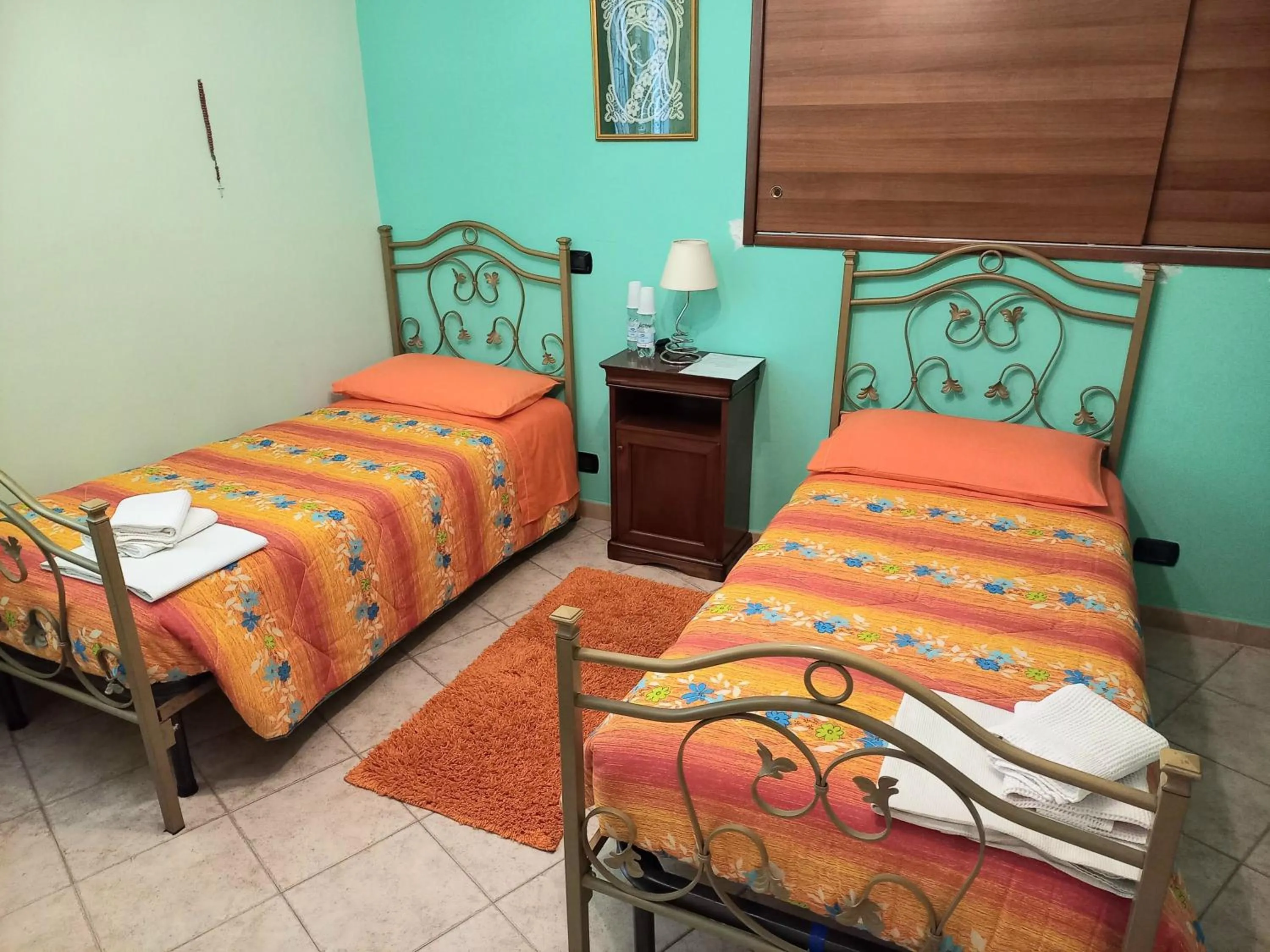 Photo of the whole room, Bed in B&B Le Colonne