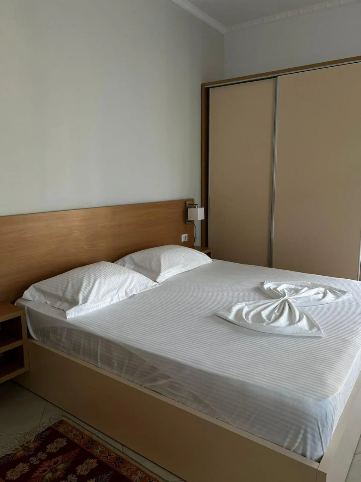 Bed in Hotel Kamomil